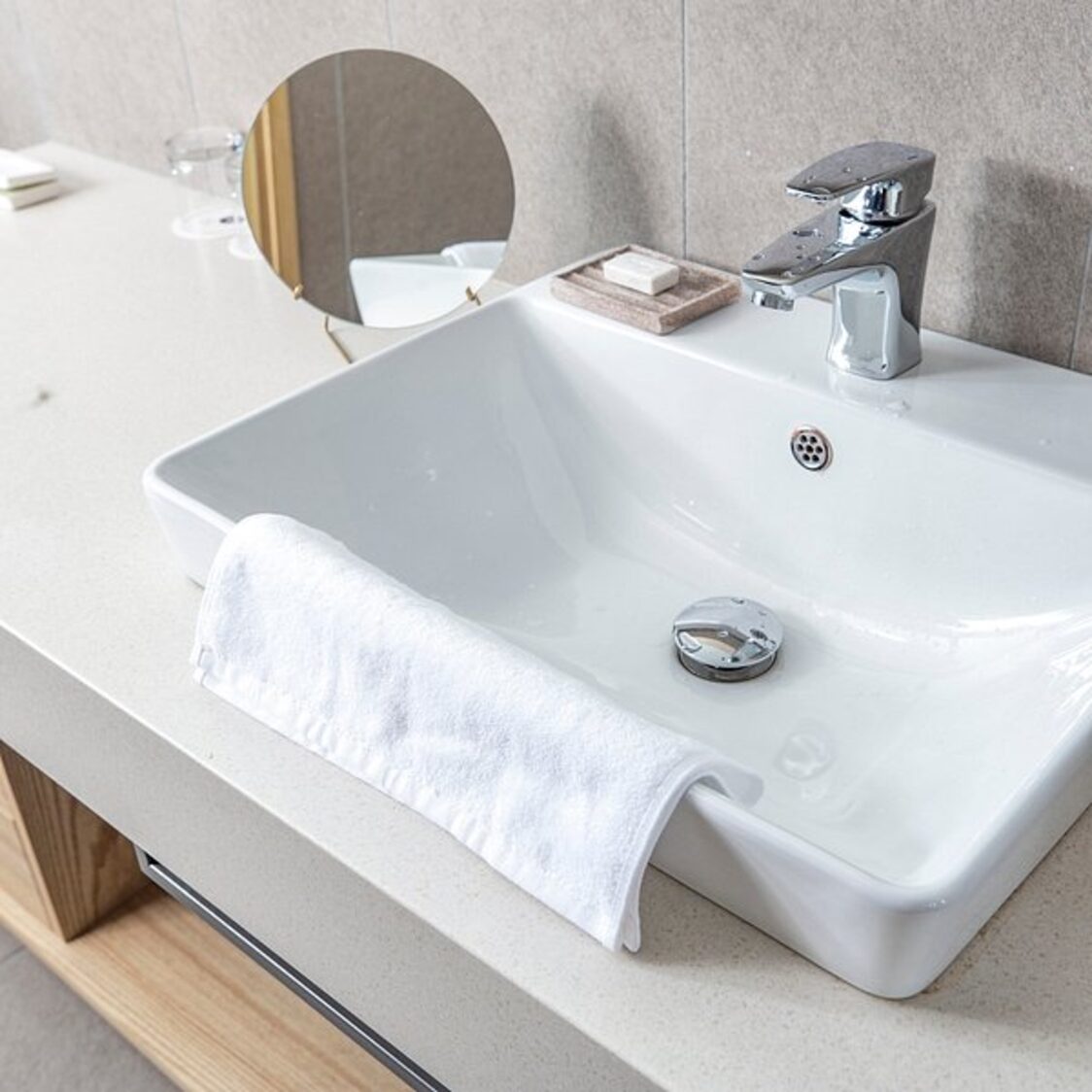 Jaju Basic Hand Towel White