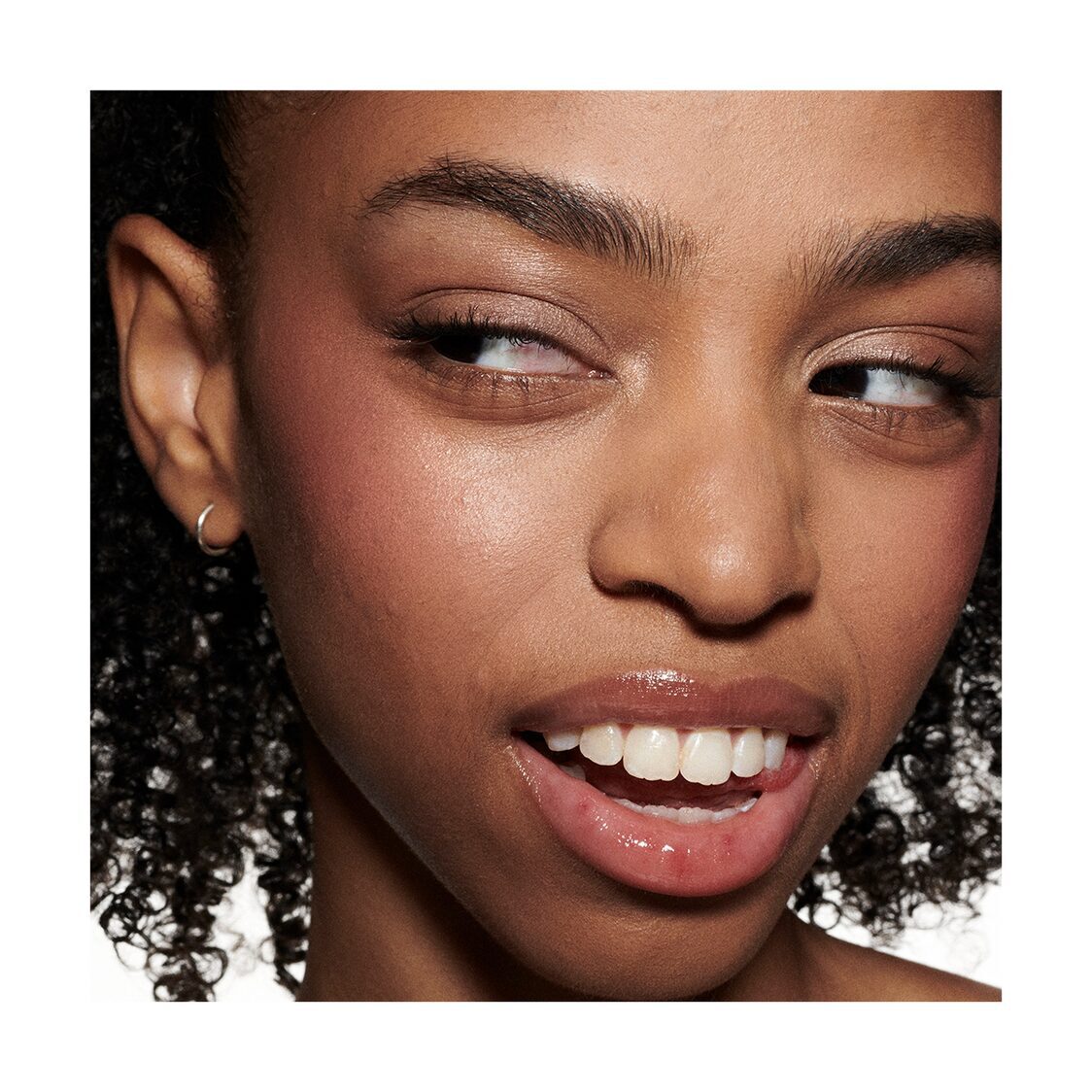 MAC Strobe Beam Liquid Blush