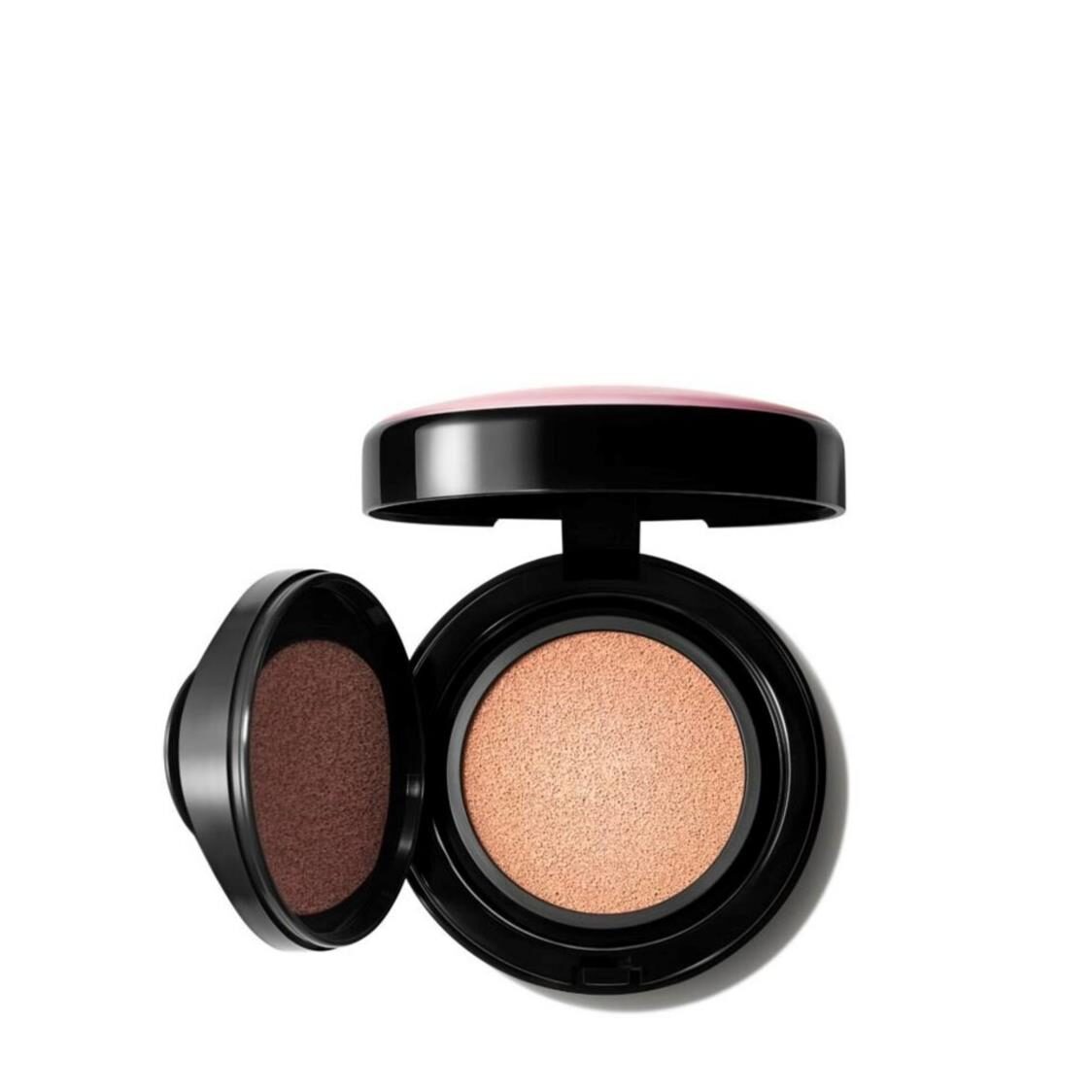 MAC Lightful C³ Quick Finish Cushion Compact SPF 50 / PA++++ With Light-Diffusing Complex (Prefill)