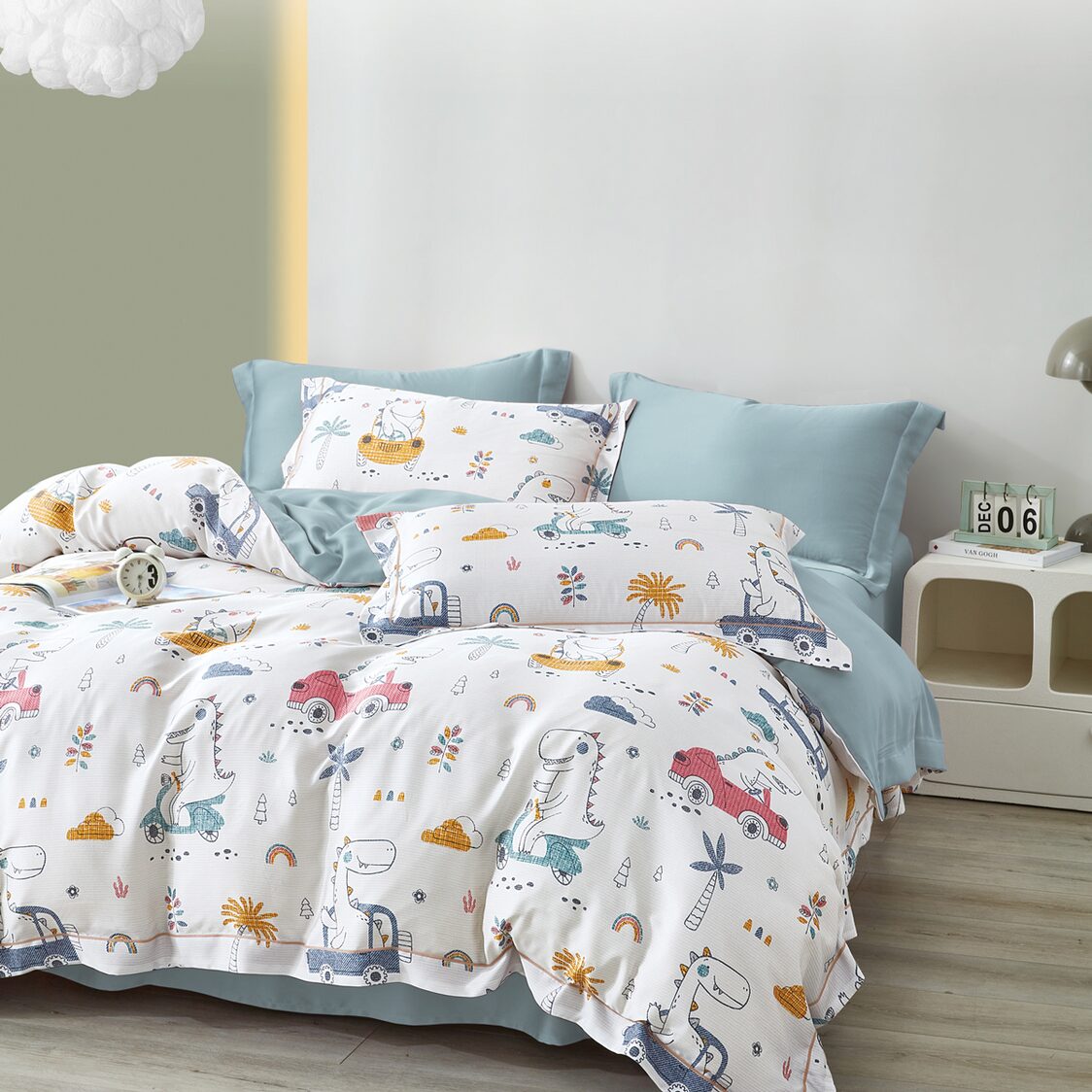 Charles Millen The Gang 81 Excursaurus Quilly - Bed Set