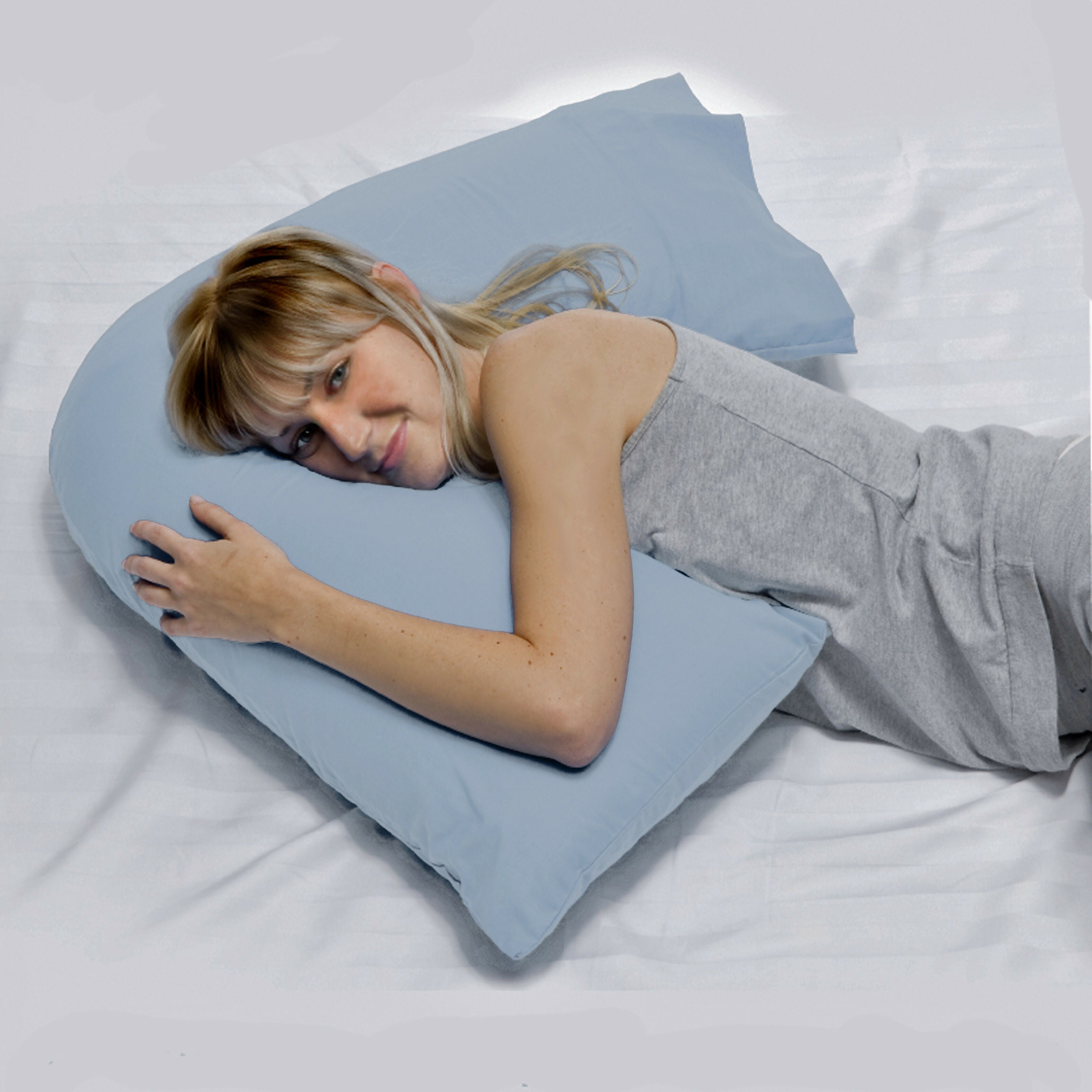 Rapee CUDDLE U™ Signature Microfibre Pillow Cover – 75 x 75 cm – Sky