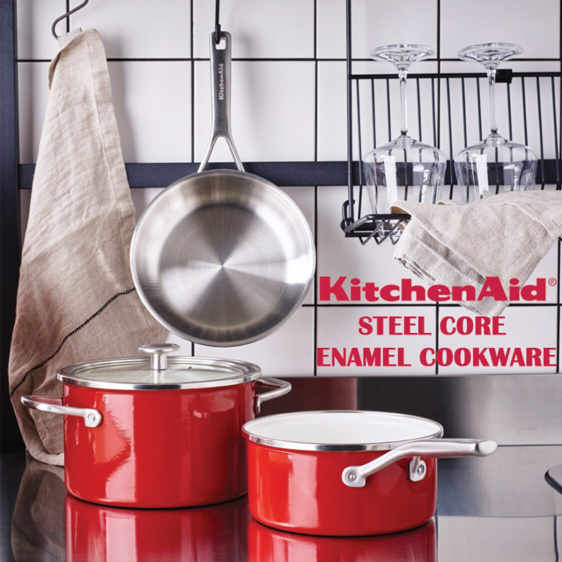 KitchenAid 24cm Cast - Iron Enamel Casserole GPKA668589 - Cream + Free Tupperware Smart Rice Dispenser - Metro Singapore Departmental Store - Celebrating 69 Years in SG