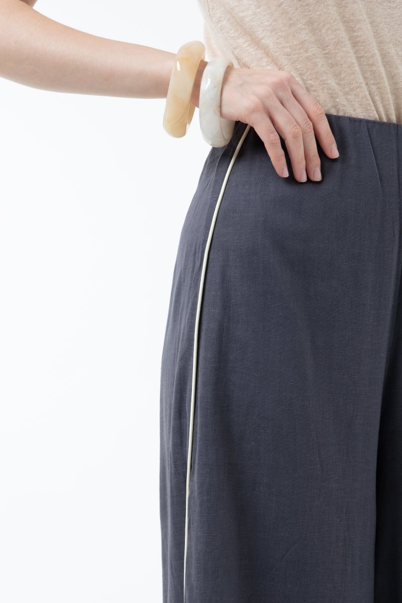 K/Woods Contour Long Pants - Metro Singapore Departmental Store - Celebrating 69 Years in SG
