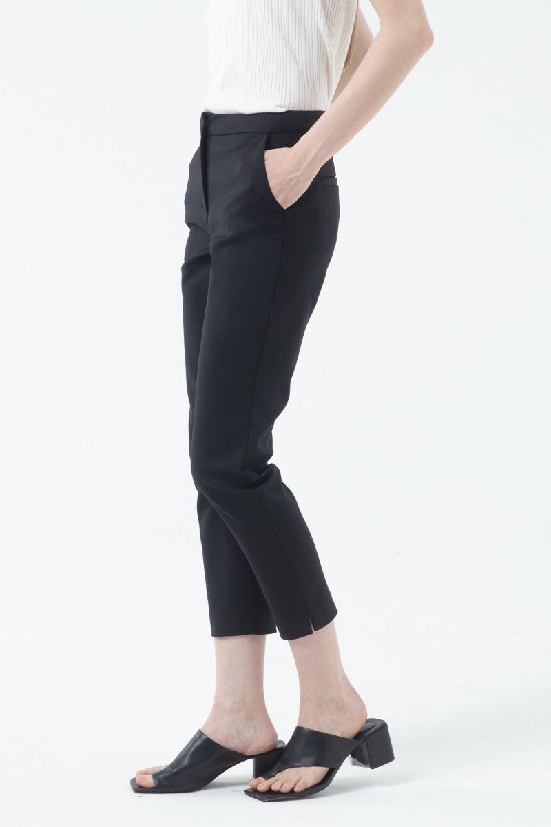 K/Woods Essential Ankle City Pants - Metro Singapore Departmental Store - Celebrating 69 Years in SG