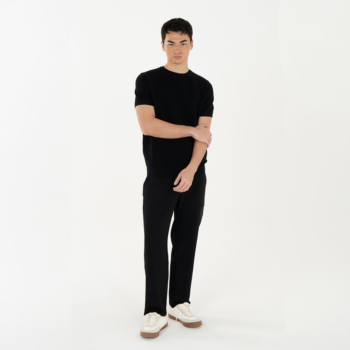 K/Woods Mens Calmline Crew Neck - Metro Singapore Departmental Store - Celebrating 69 Years in SG