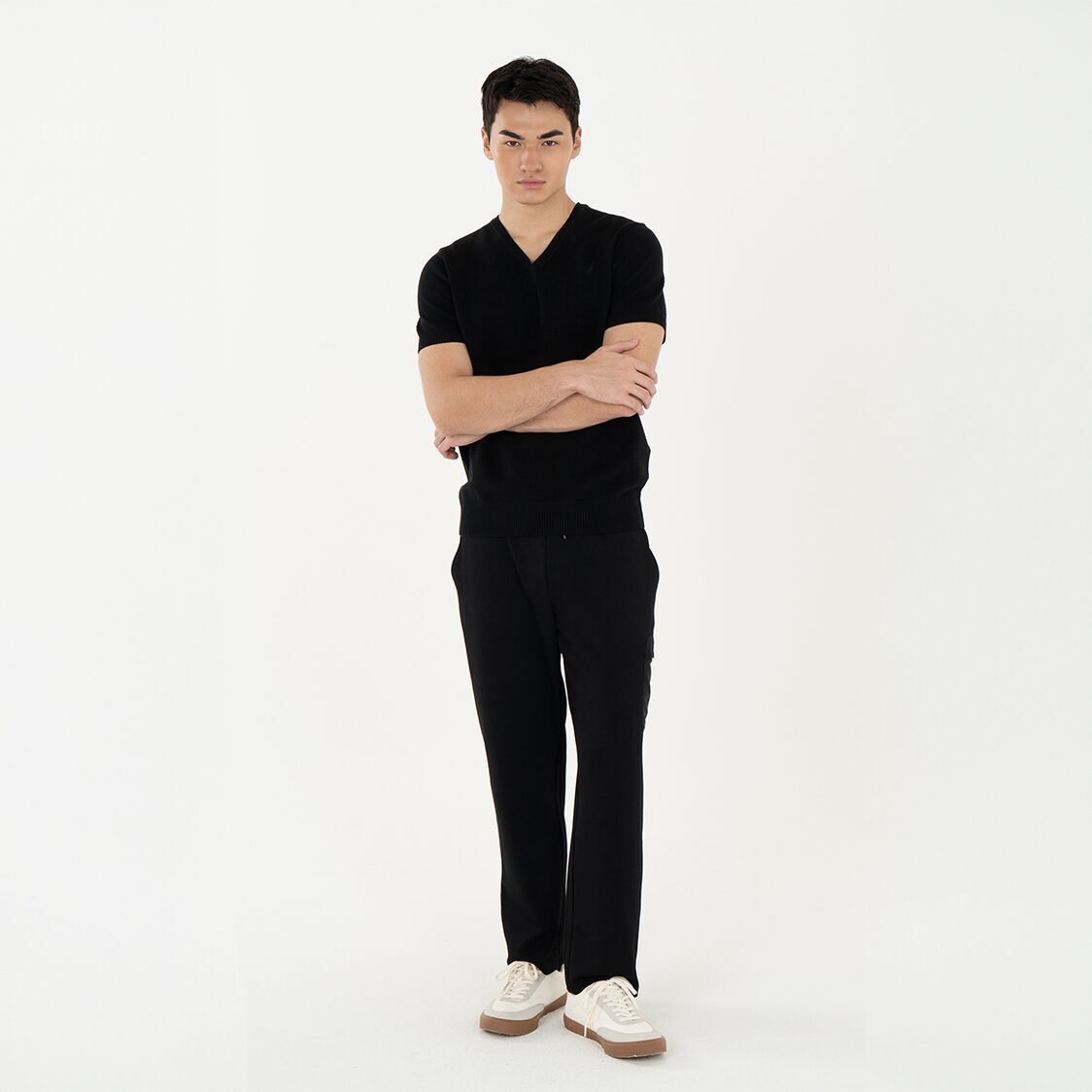 K/Woods Mens Calmline V - neck - Metro Singapore Departmental Store - Celebrating 69 Years in SG