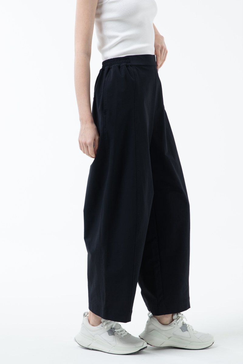 K/Woods Sport Edge Barrel Pants - Metro Singapore Departmental Store - Celebrating 69 Years in SG