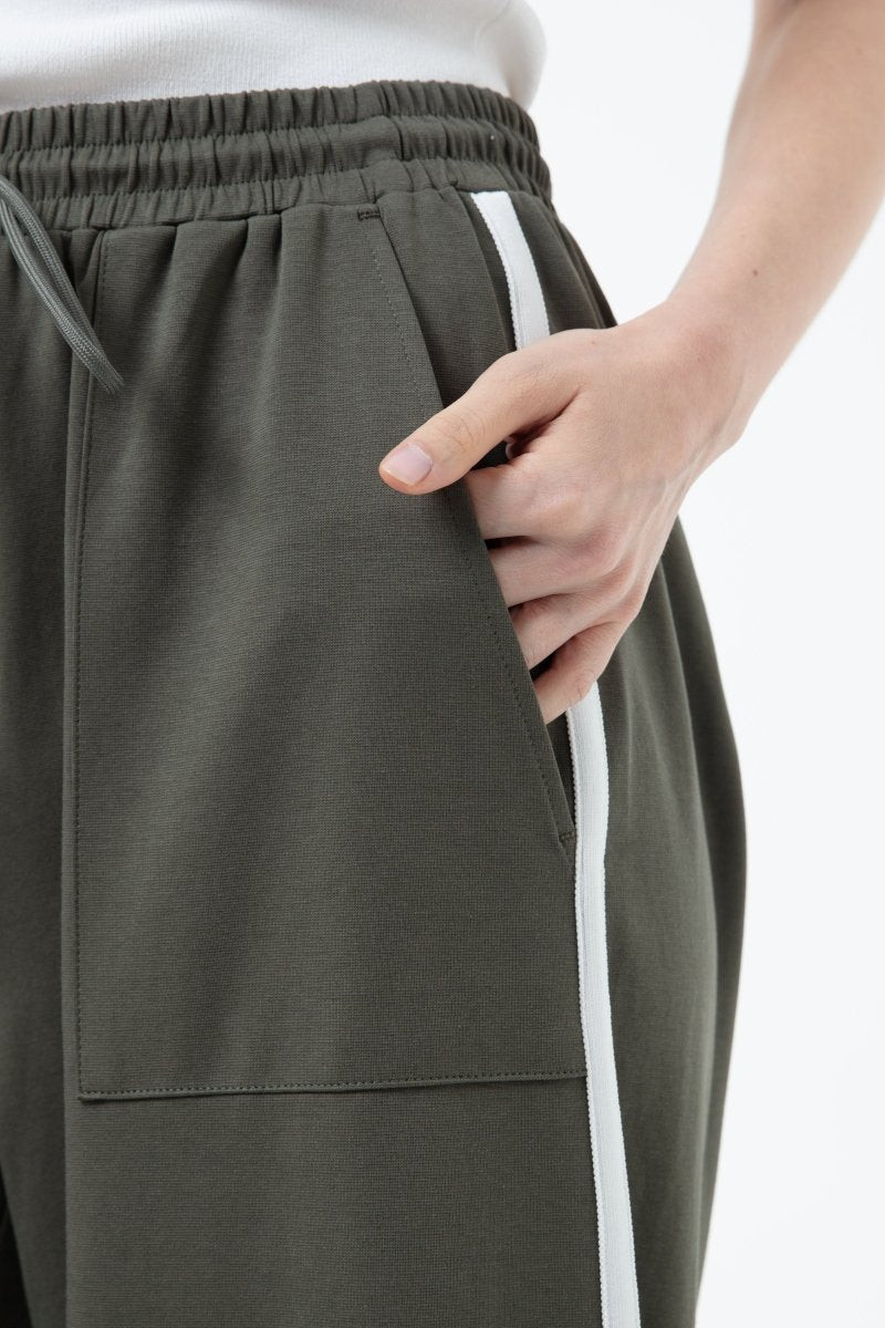 K/Woods Weekend Move Wide - Leg Pants - Metro Singapore Departmental Store - Celebrating 69 Years in SG