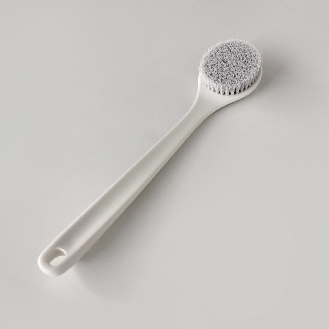 Marna Body Brush Hard - White - Metro Singapore Departmental Store - Celebrating 69 Years in SG