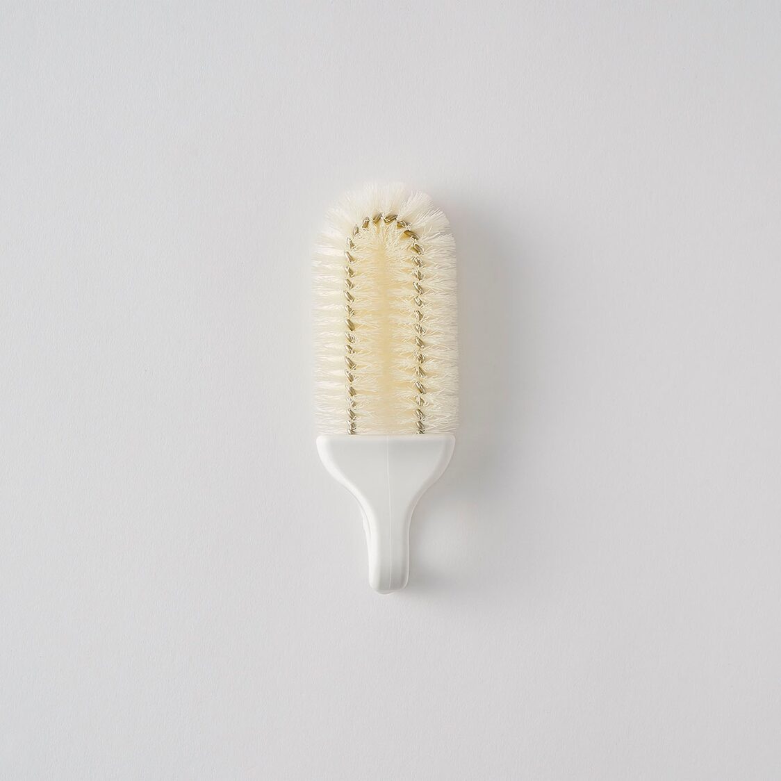 Marna Foot Care Brush - White - Metro Singapore Departmental Store - Celebrating 69 Years in SG