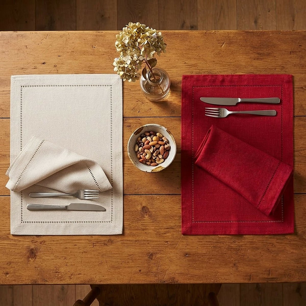 Rapee Sonia Lasercut Placemat – Cationic Fabric – 33 x 45 cm – Red - Metro Singapore Departmental Store - Celebrating 69 Years in SG