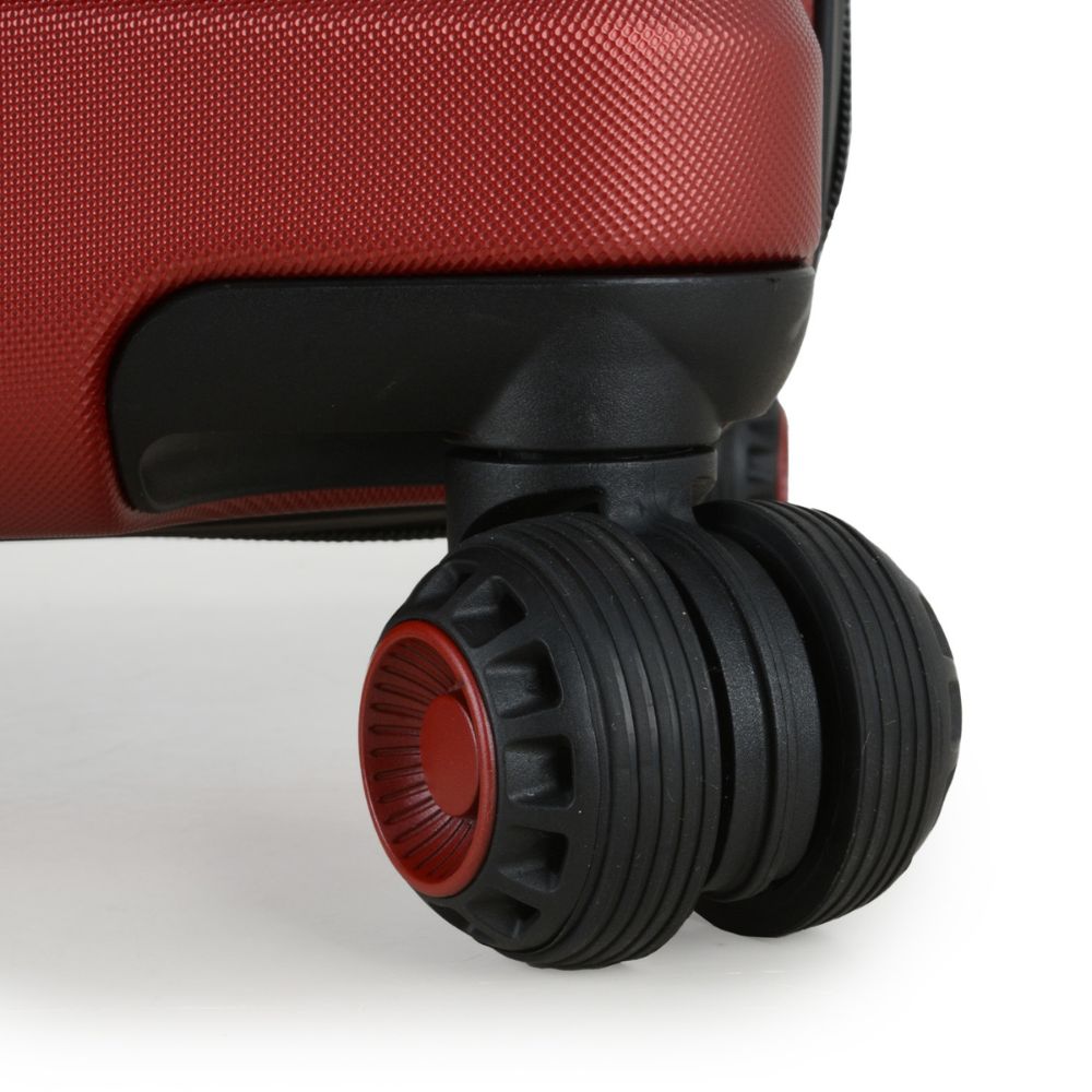 Traveler's Choice Whitehorse Polycarbonate Hardside Luggage Spinner - Metro Singapore Departmental Store - Celebrating 69 Years in SG