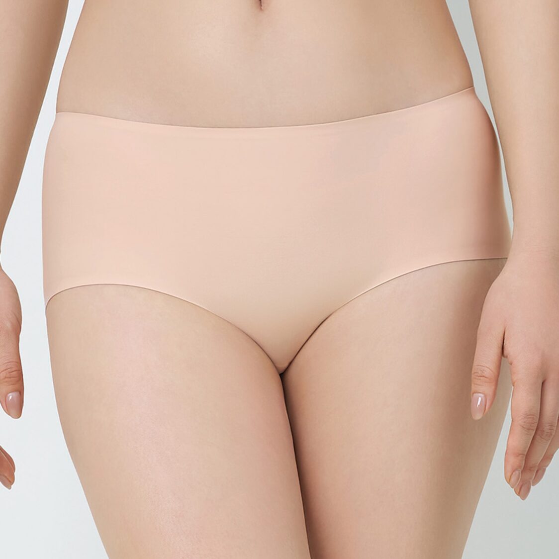 Triumph Body Make Up Illusion Smooth Short - Nude Beige - Metro Singapore Departmental Store - Celebrating 69 Years in SG