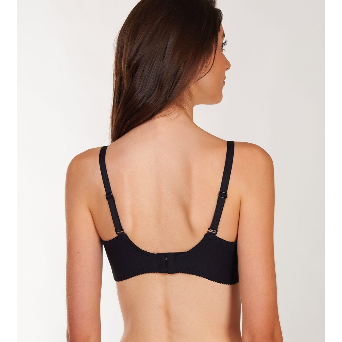 Triumph Pure Invisible WHP Black 101886570004 - Metro Singapore Departmental Store - Celebrating 69 Years in SG