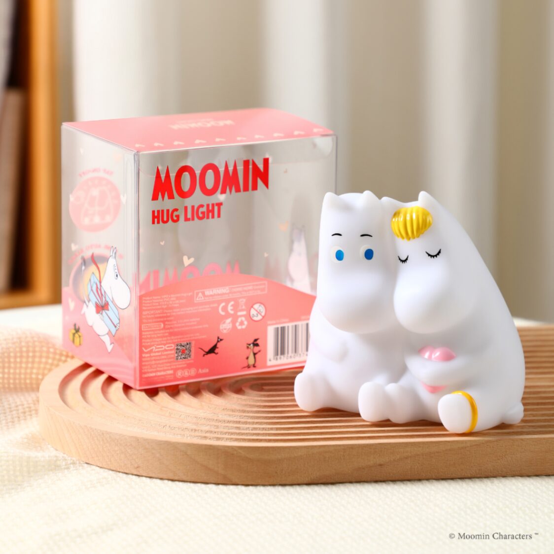 VIPO X Moomin Hug Light MM37461 - Metro Singapore Departmental Store - Celebrating 69 Years in SG