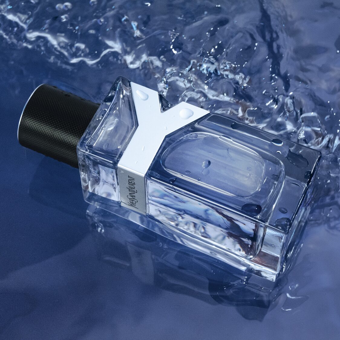 Yves Saint Laurent Y Men Eau de Toilette 100ml - Metro Singapore Departmental Store - Celebrating 69 Years in SG