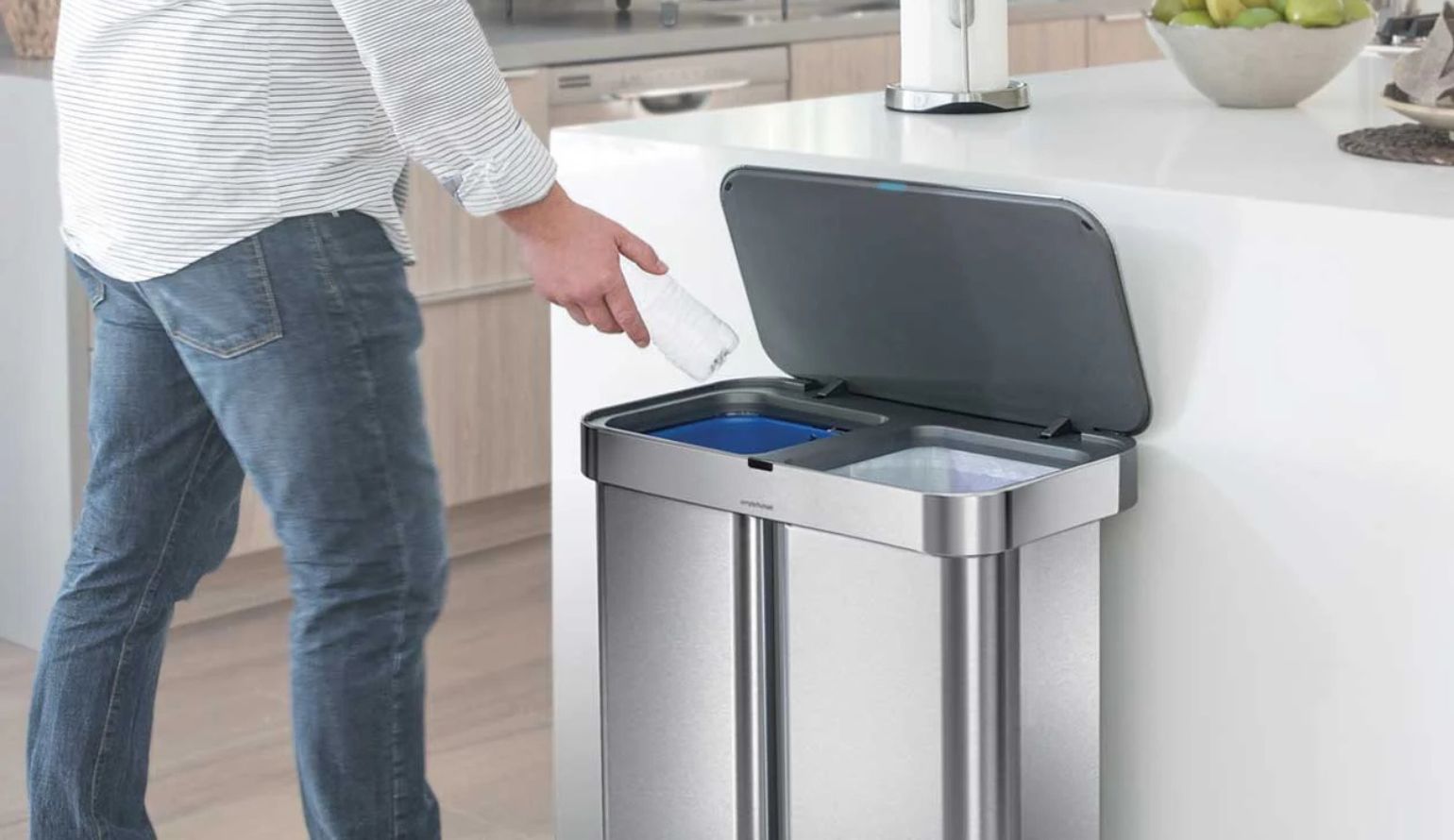 SIMPLEHUMAN - Metro Singapore Departmental Store - Celebrating 69 Years in SG