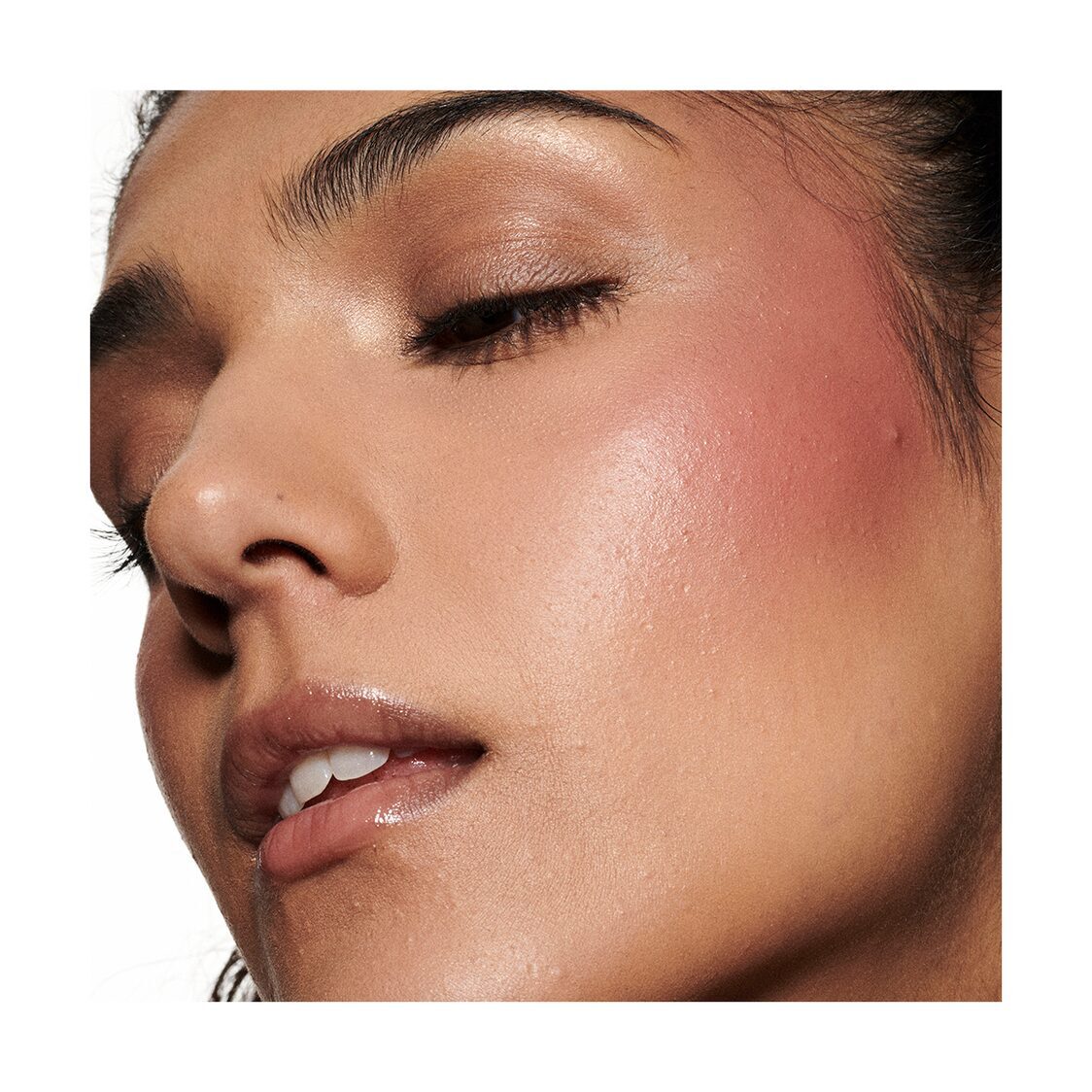 MAC Strobe Beam Liquid Blush