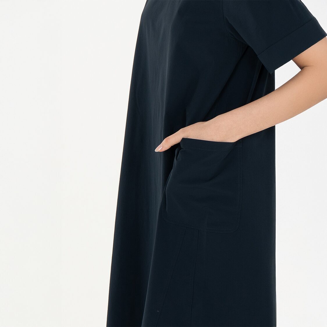 K/Woods Ice Cool Relaxed Shift Dress in Midnight