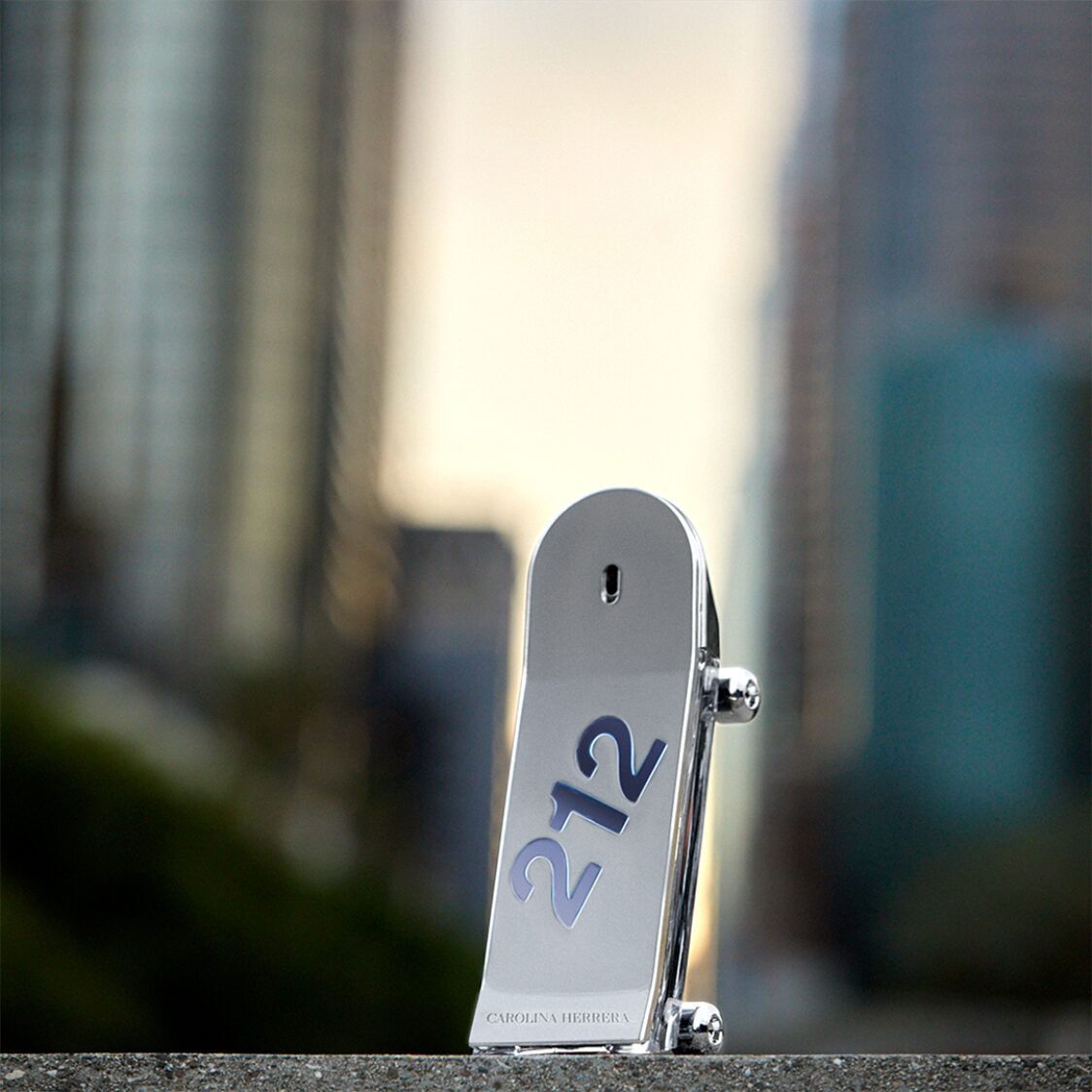 Carolina Herrera 212 Heroes EDT