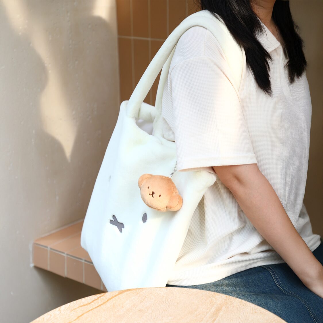 VIPO X Miffy Plush Bag (33cm) MIF37601