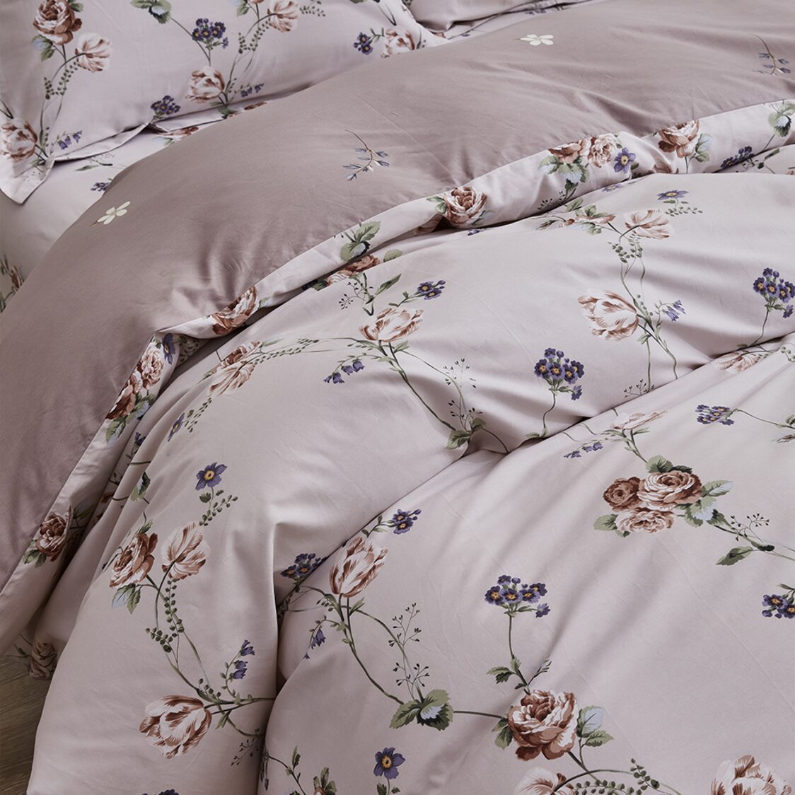 Marie Claire Lumine Printed Bed Set - Rossie