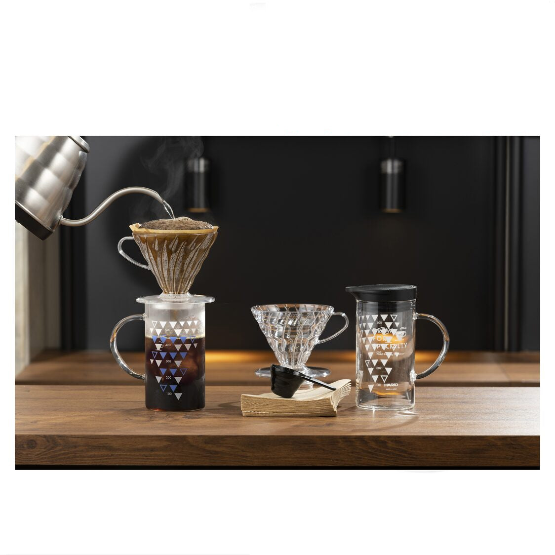 HARIO V60 Dripper & Thermo Colour Server Set (VDSS-3012B)