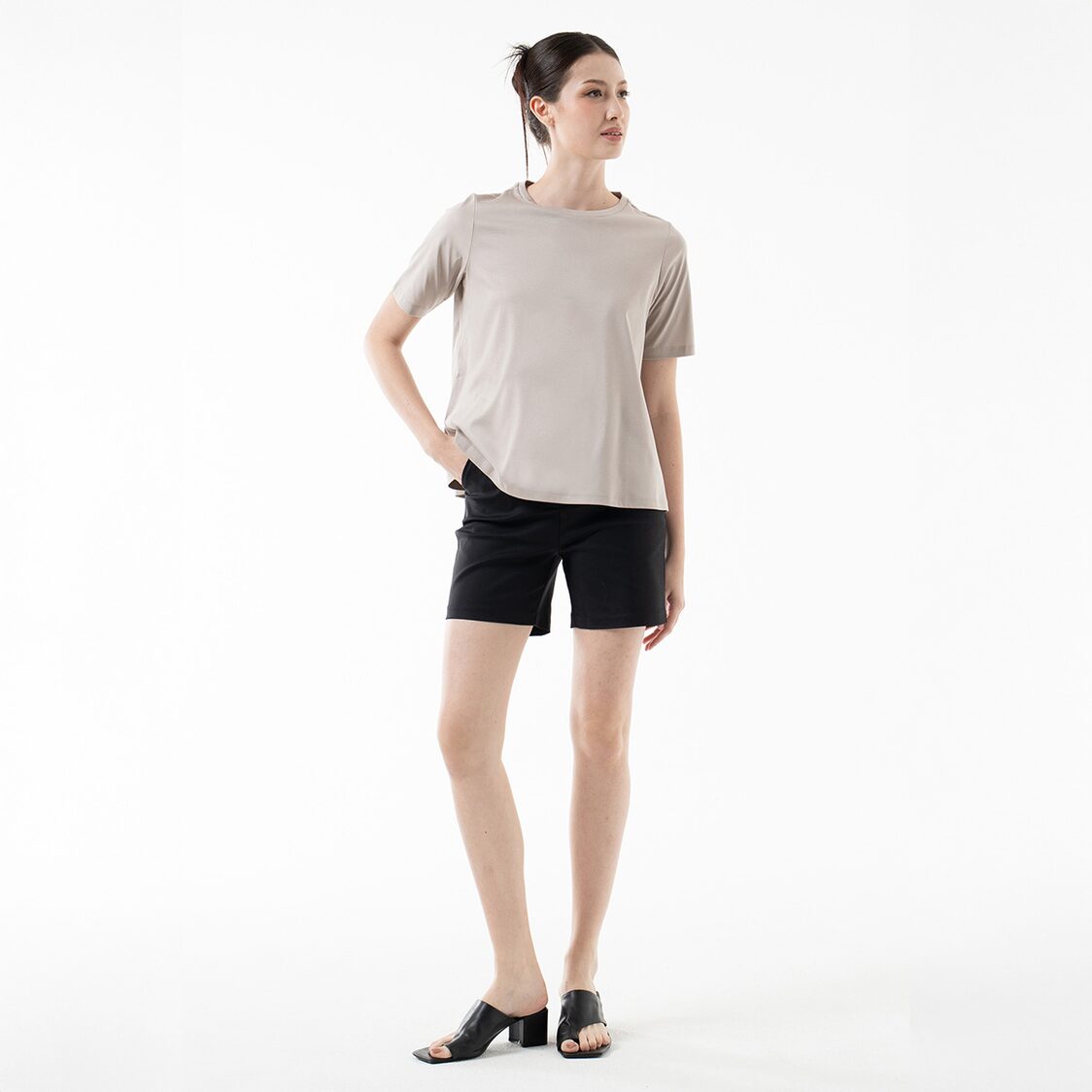 K/Woods Essential Crew Neck Tee