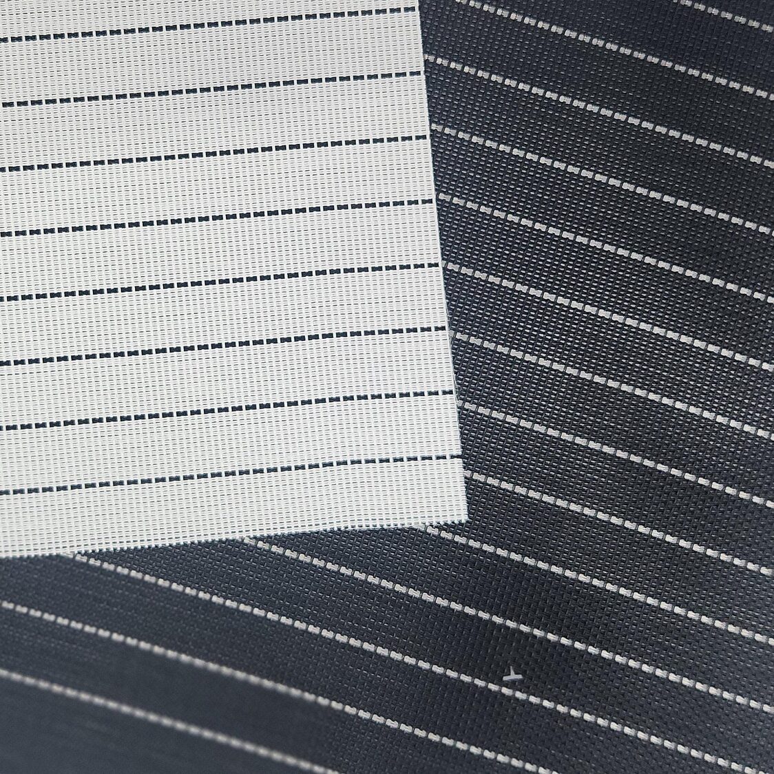 J. Rapee Lines Tablerunner