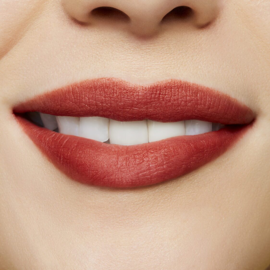 MAC Powder Kiss Liquid Lipcolour