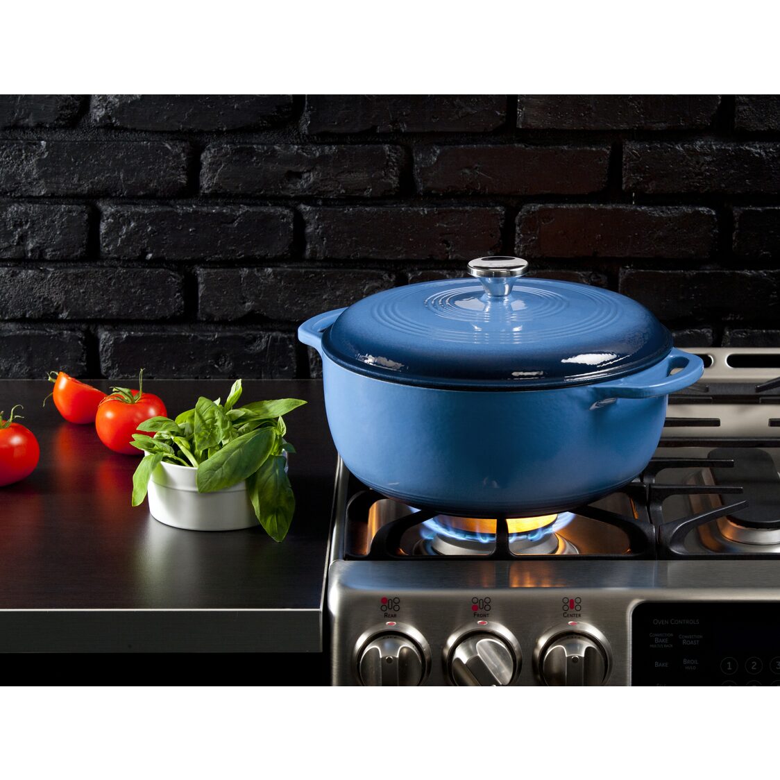 Lodge 7.5 Quart Blue Enameled Cast Iron Dutch Oven