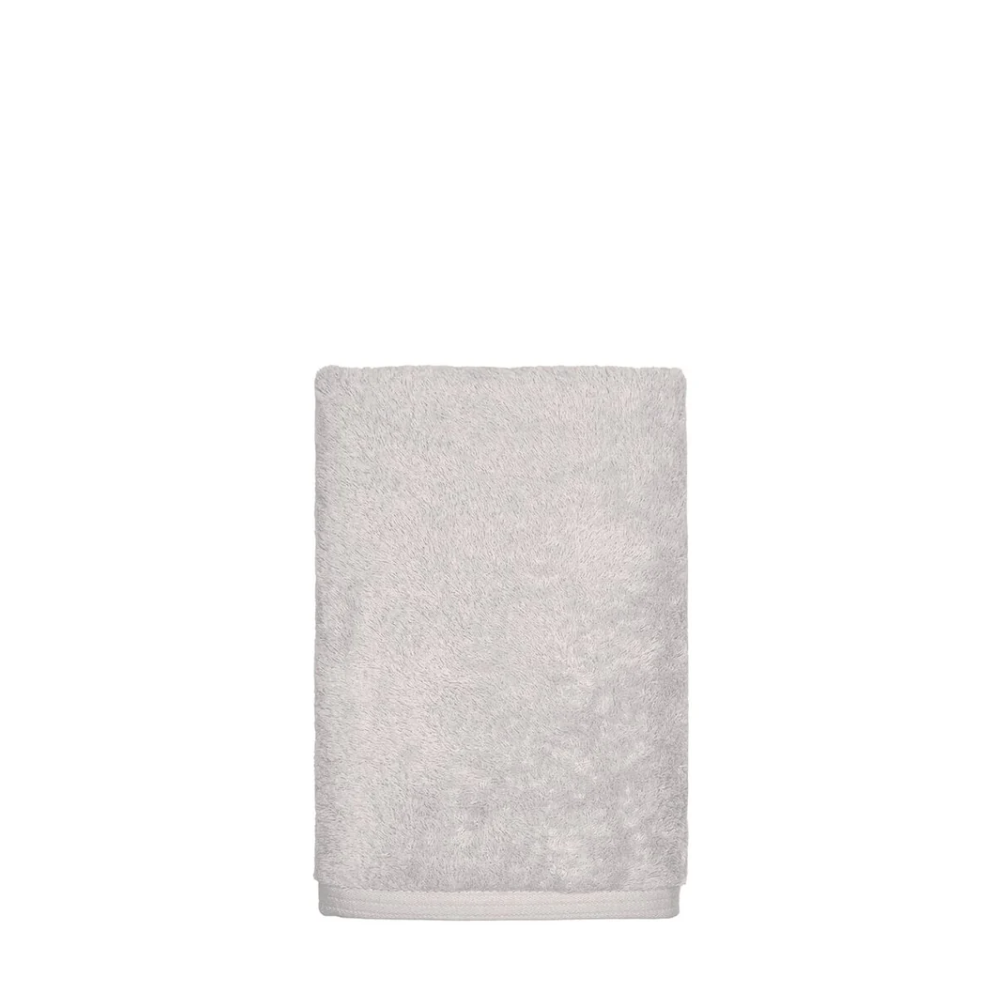 Charles Millen Signature Light 100% Superfine Cotton Bath Towel / Sports Towel