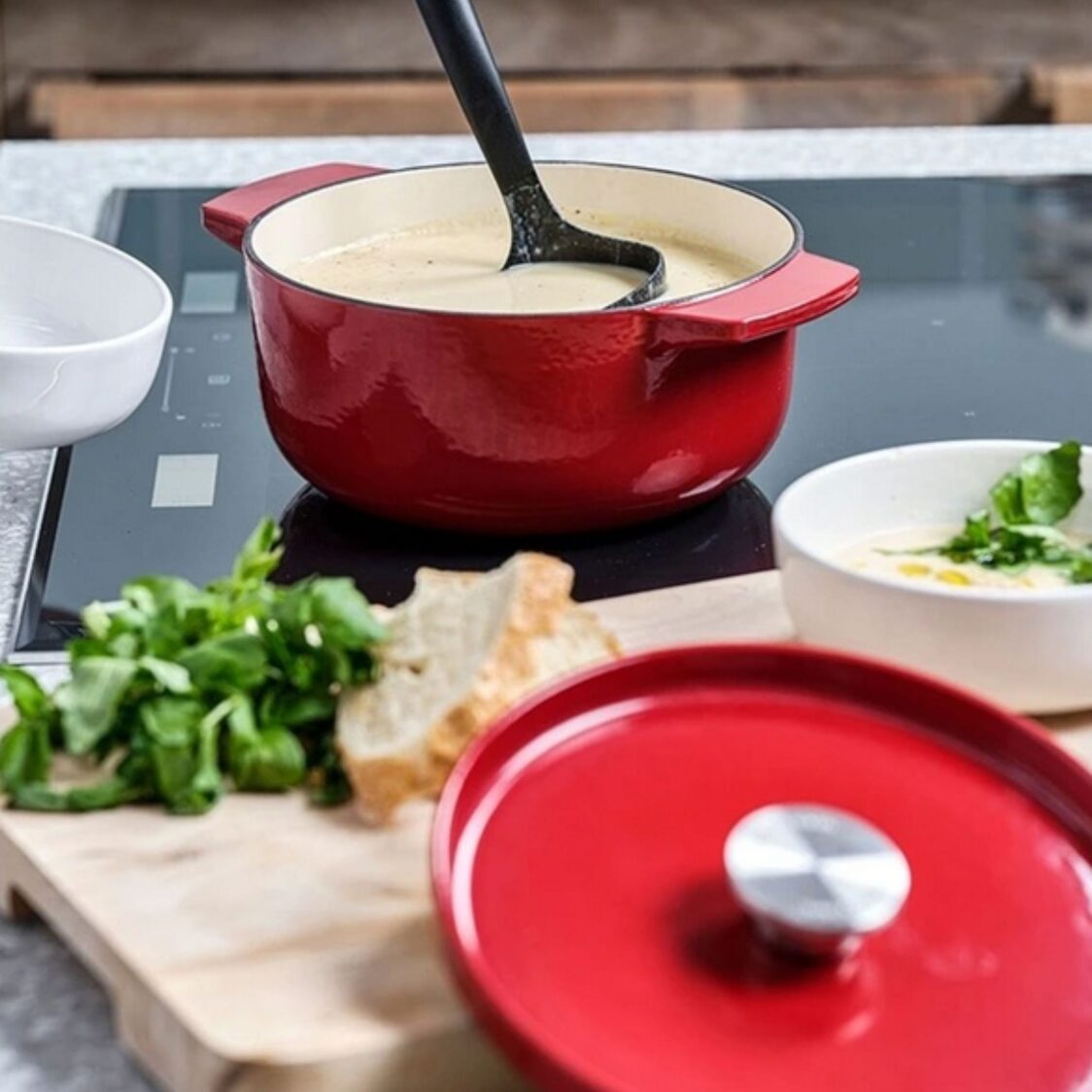 Kitchenaid Enamel 22cm Cast-Iron Casserole Red (KACI009394)