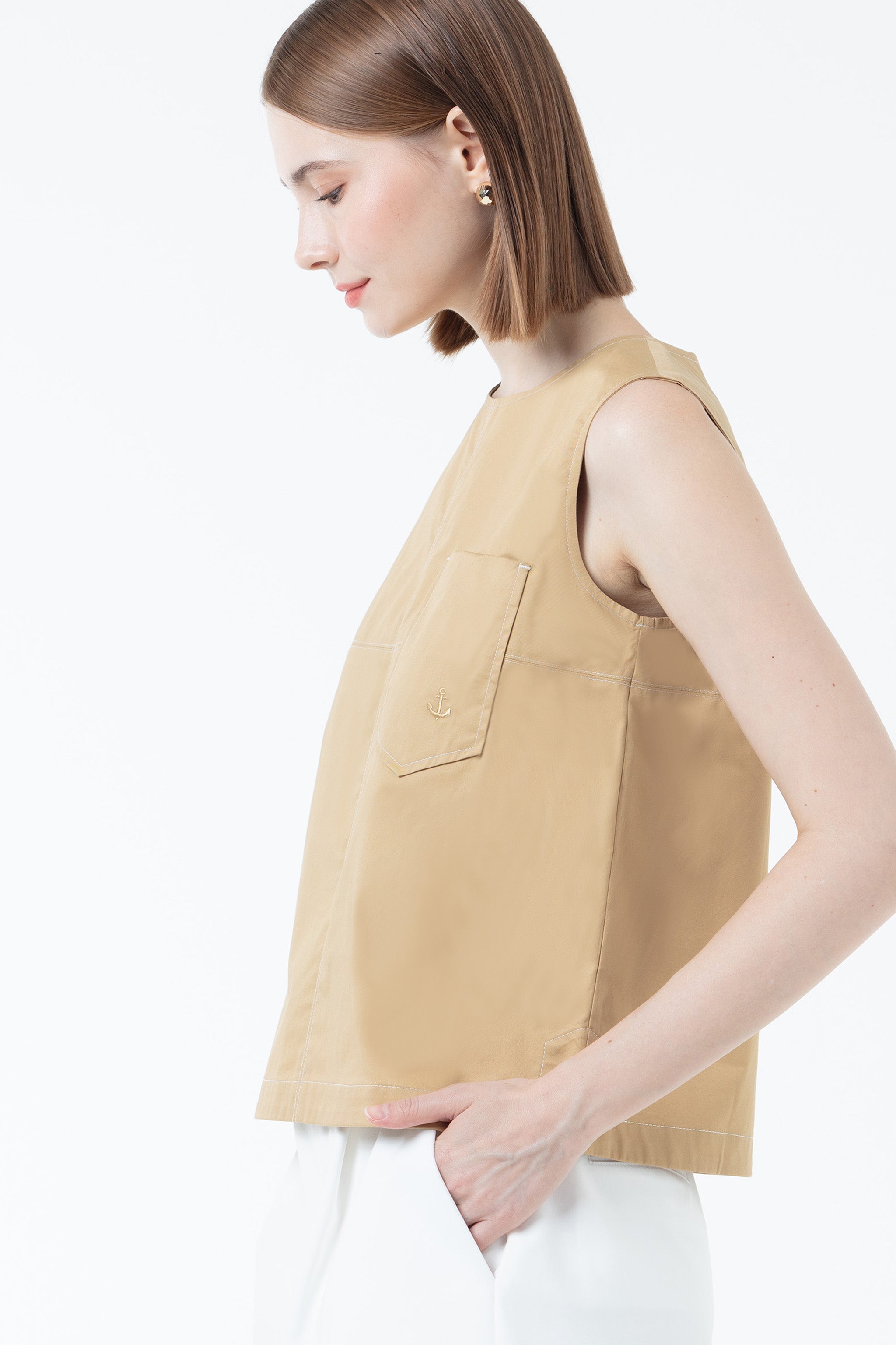 K/Woods Stitchline Top