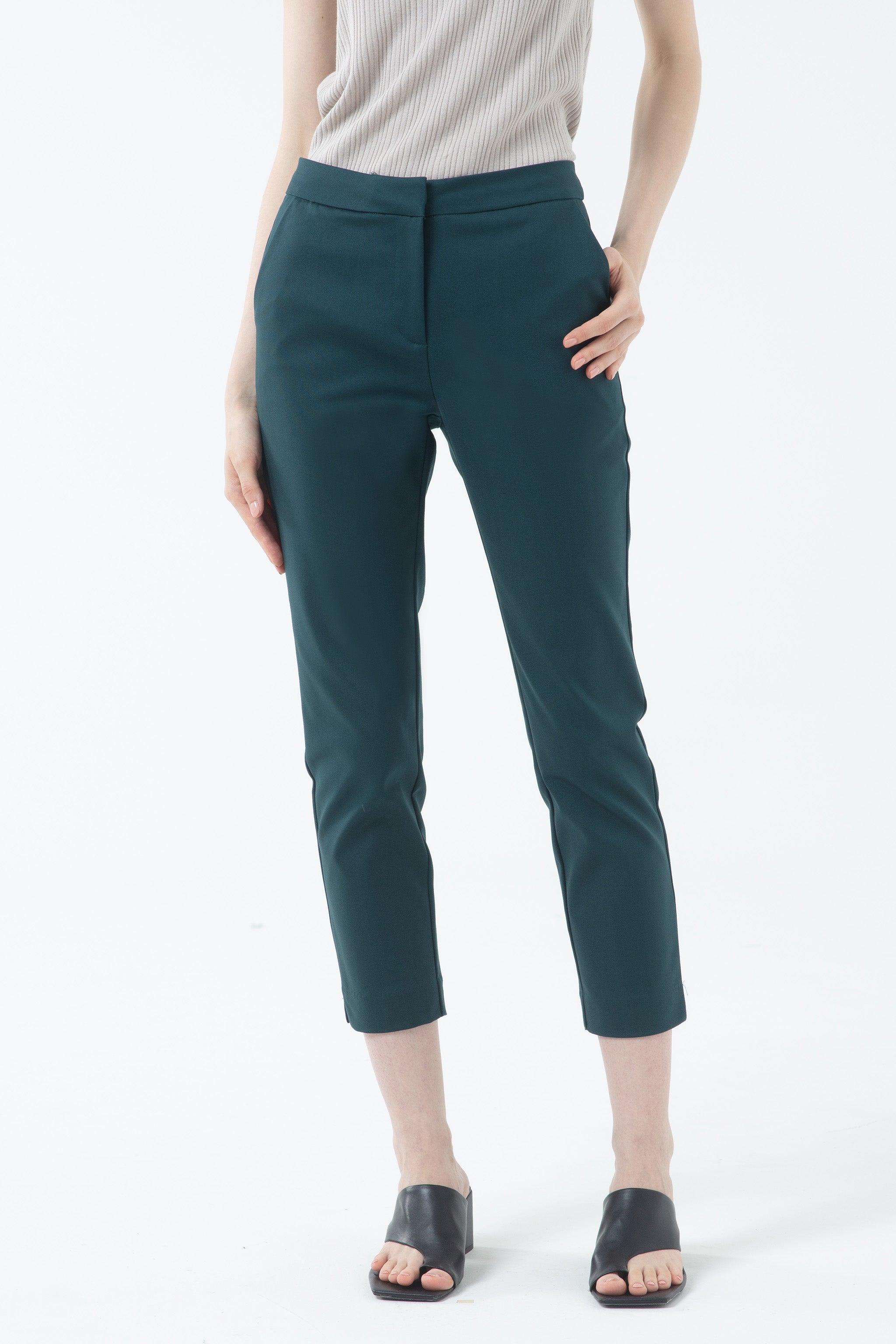 K/Woods Essential Ankle City Pants