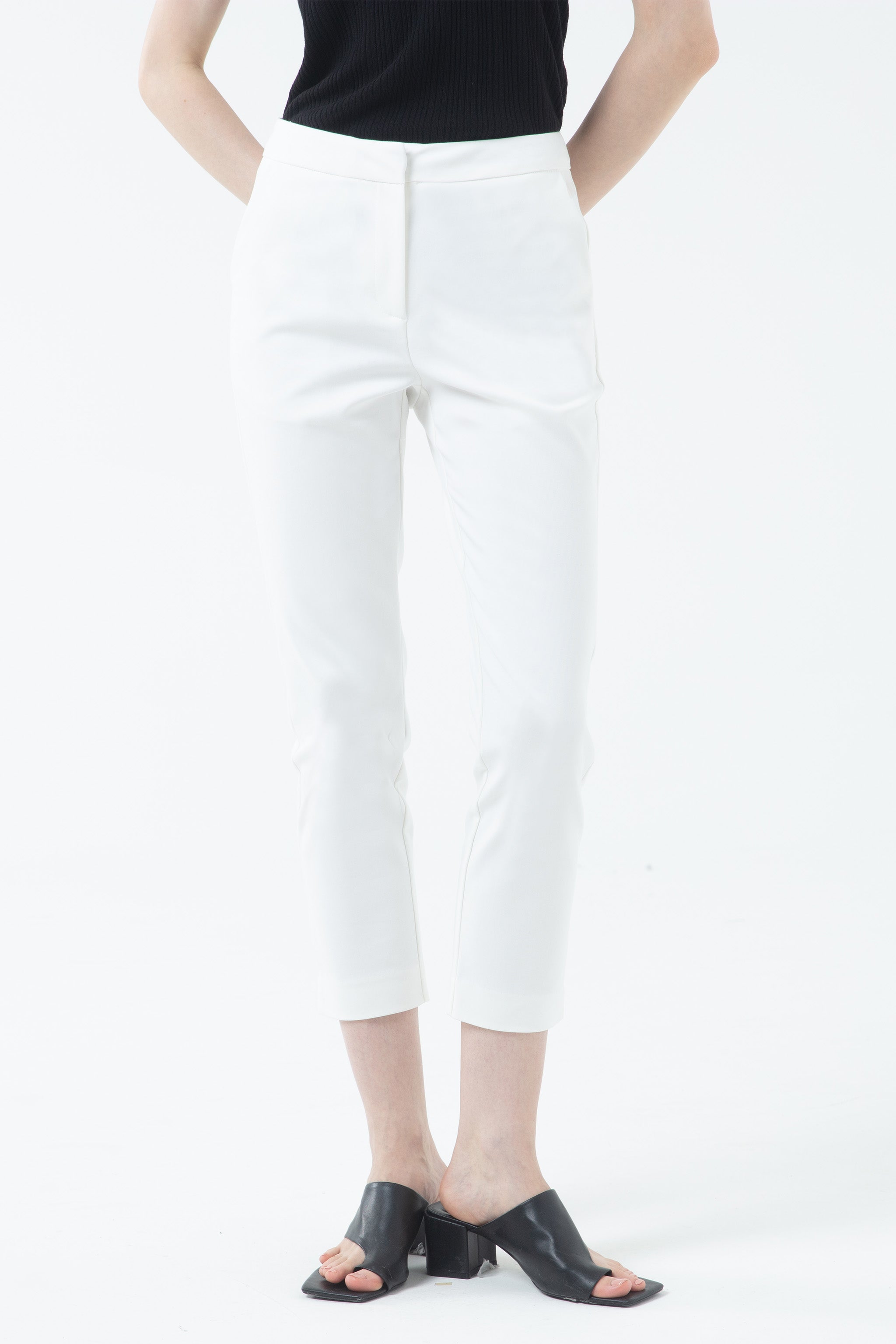 K/Woods Essential Ankle City Pants