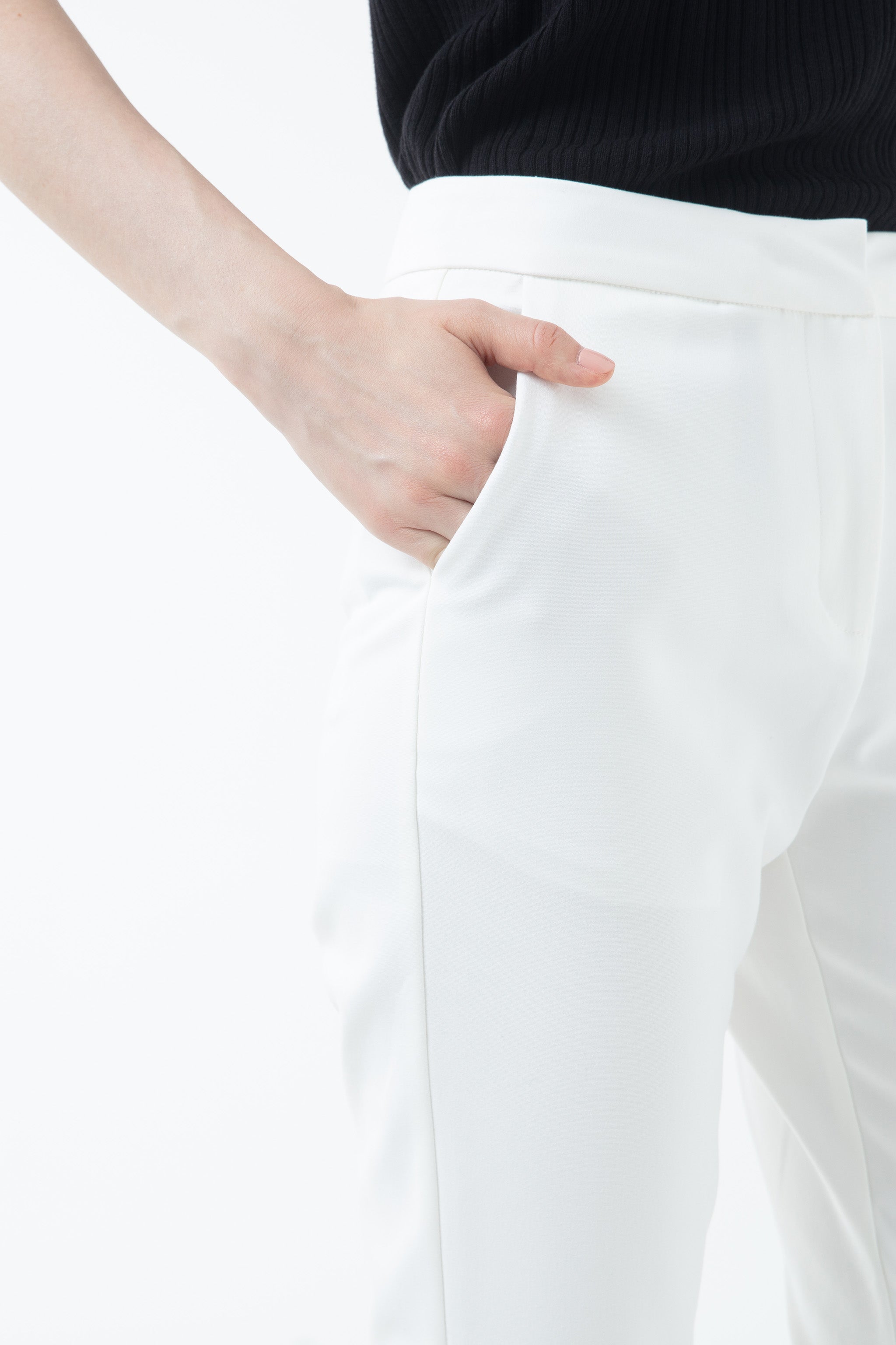 K/Woods Essential Ankle City Pants