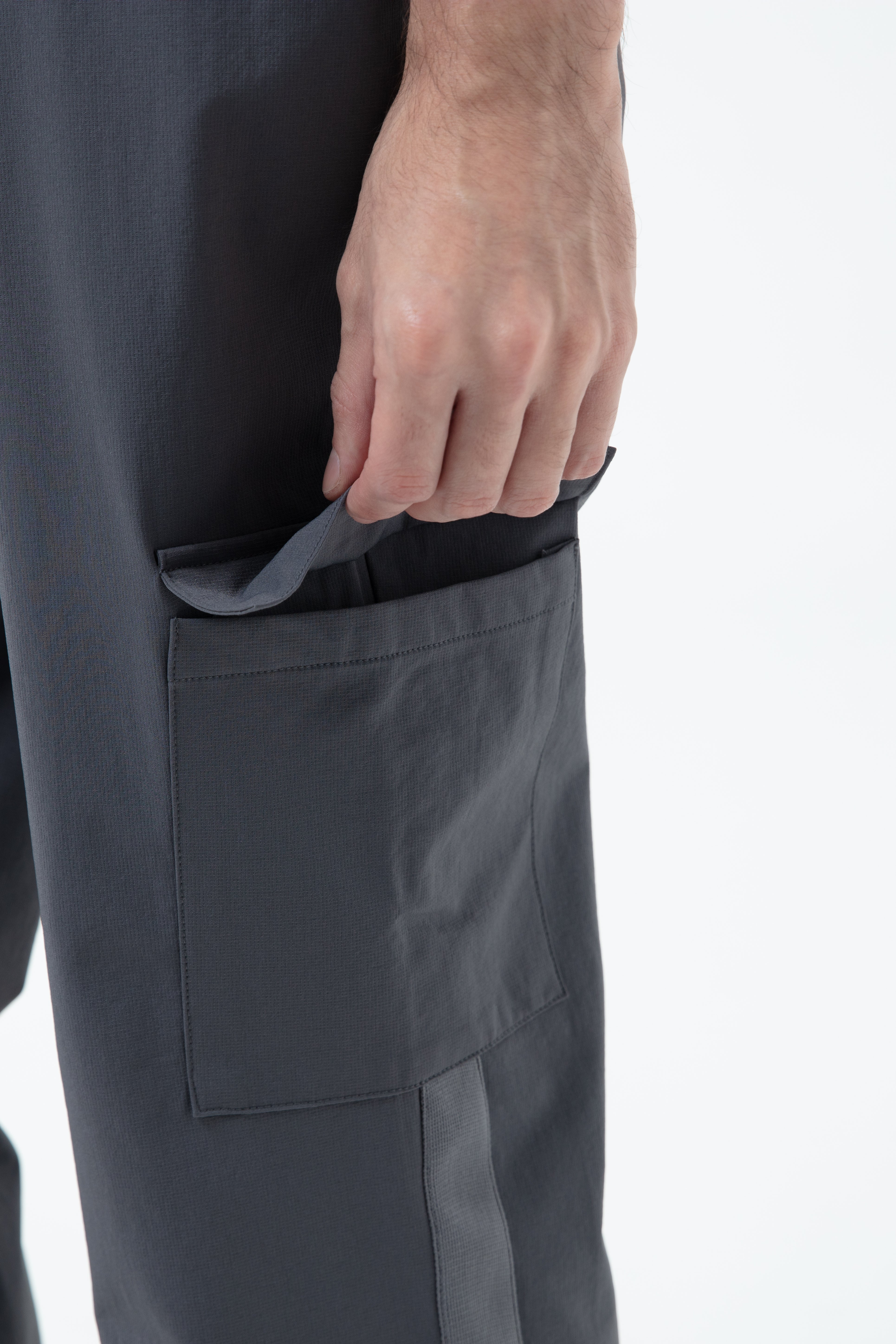 K/Woods Mens Voyager Cargo Joggers