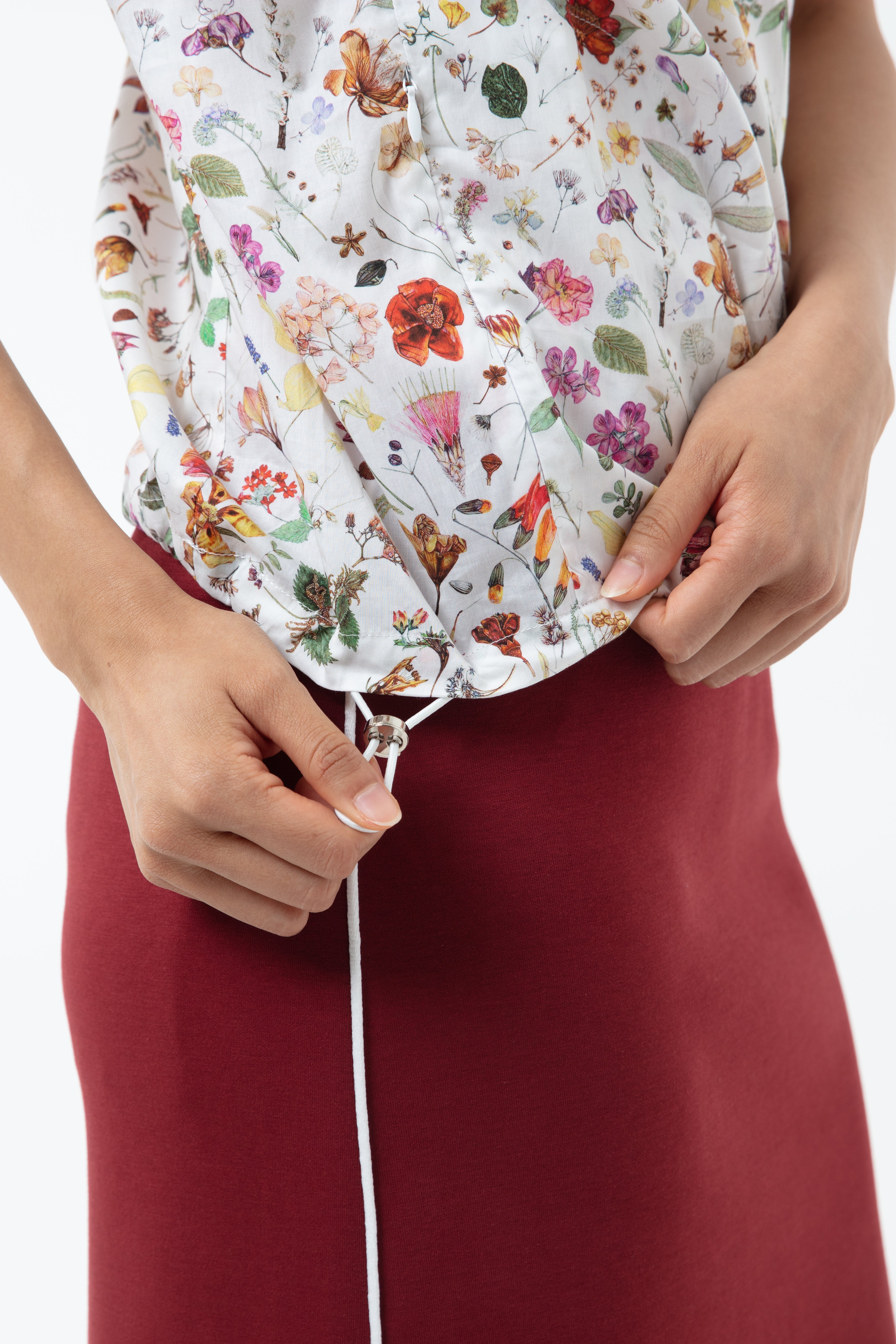 K/Woods Floral Eve Top