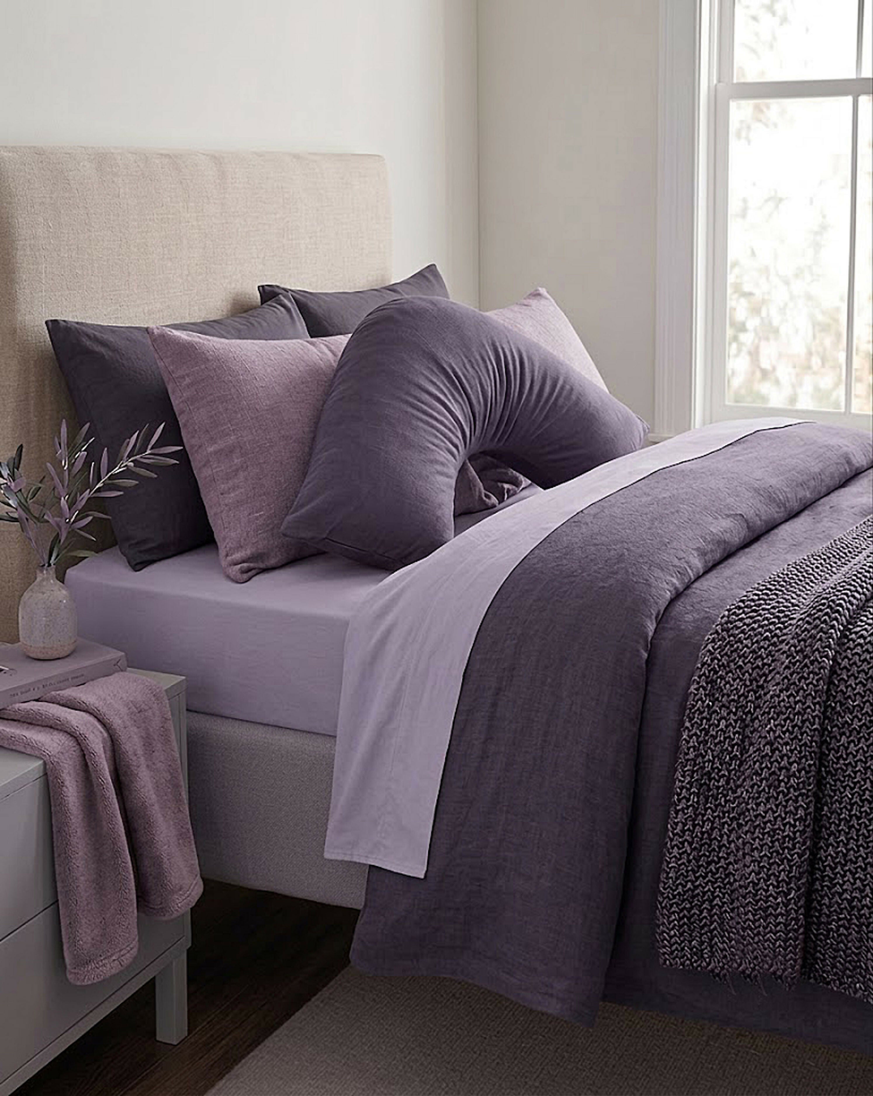 Rapee CUDDLE U™ Signature Microfibre Pillow Cover – 75 x 75 cm – Smoke Purple
