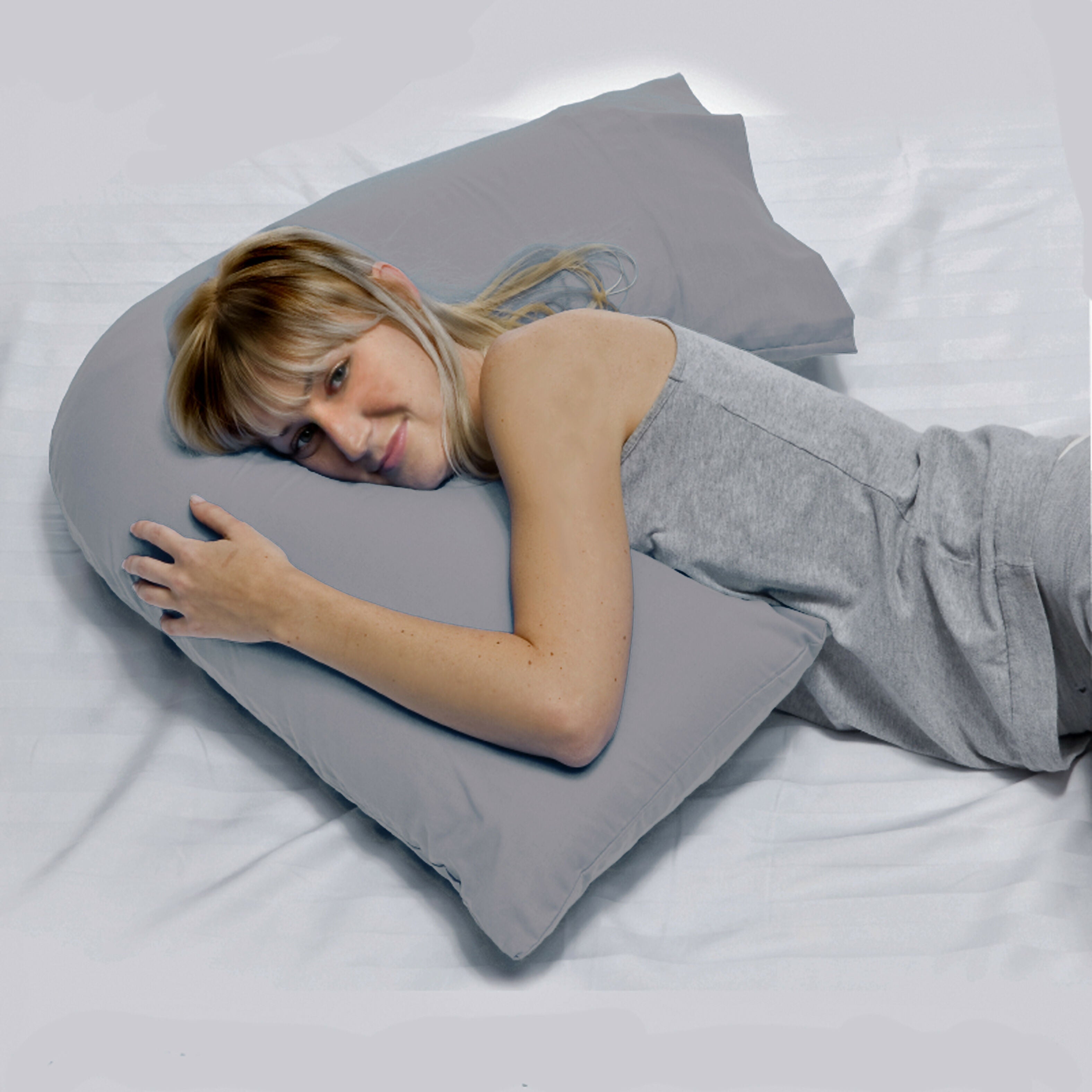 Rapee CUDDLE U™ Signature Microfibre Pillow Cover – 75 x 75 cm – Light Grey