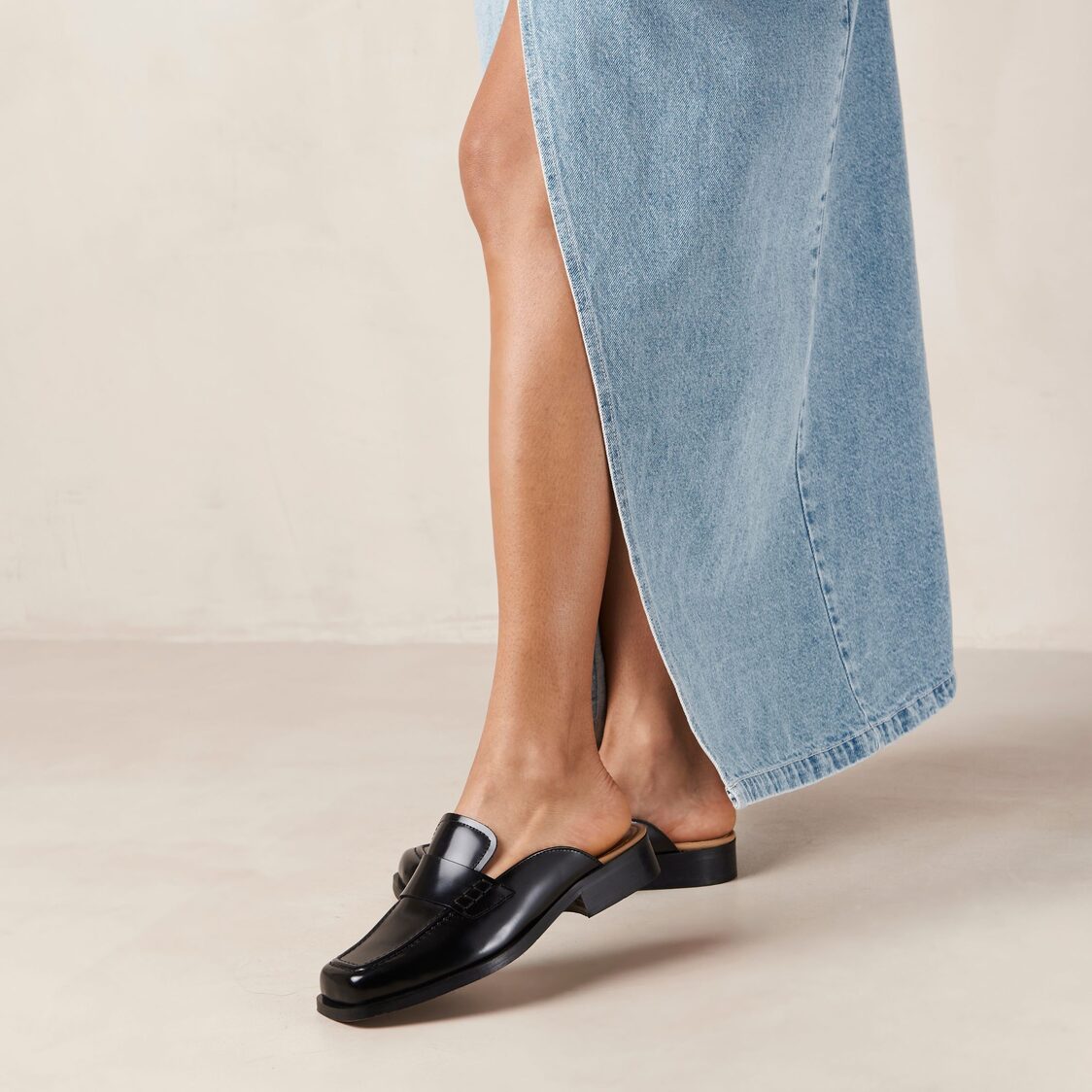 Alohas Alfred Mules - Black - Metro Singapore Departmental Store - Celebrating 69 Years in SG