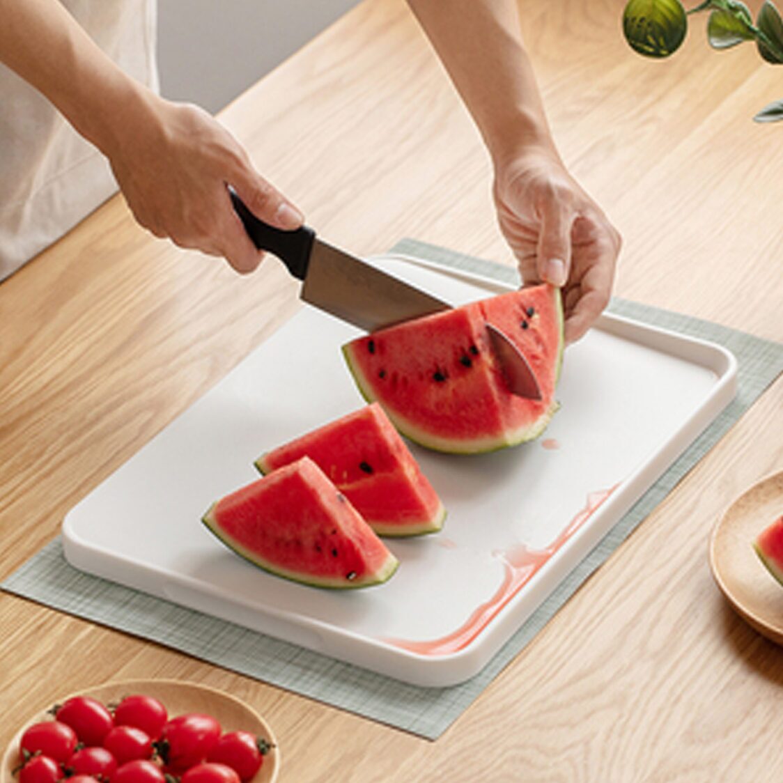 Asvel Cutting Board M White 2320 - Metro Singapore Departmental Store - Celebrating 69 Years in SG