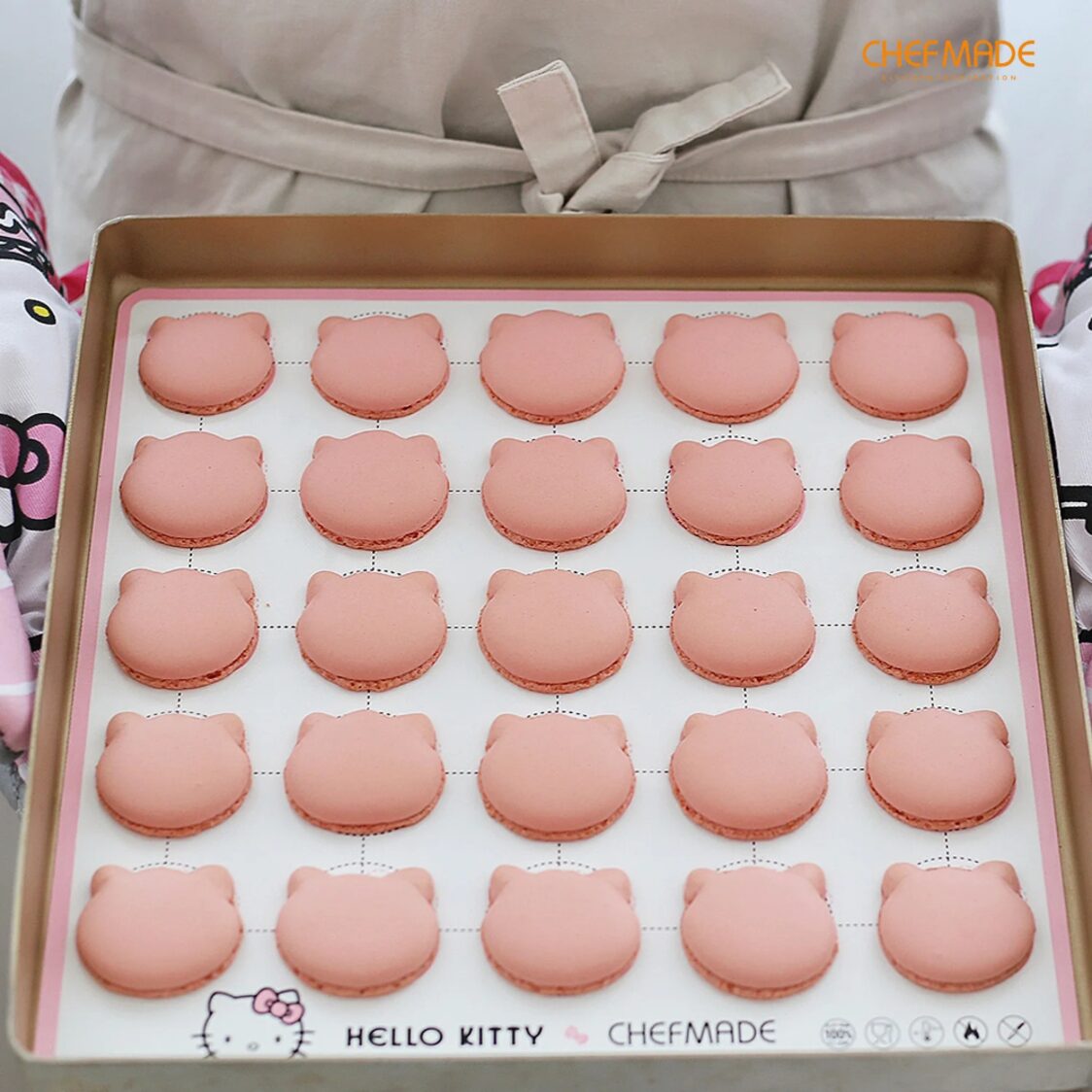 Chefmade Silicone Macaron Baking Mat 27cm Pink Hello Kitty (1898cm-KT7053)