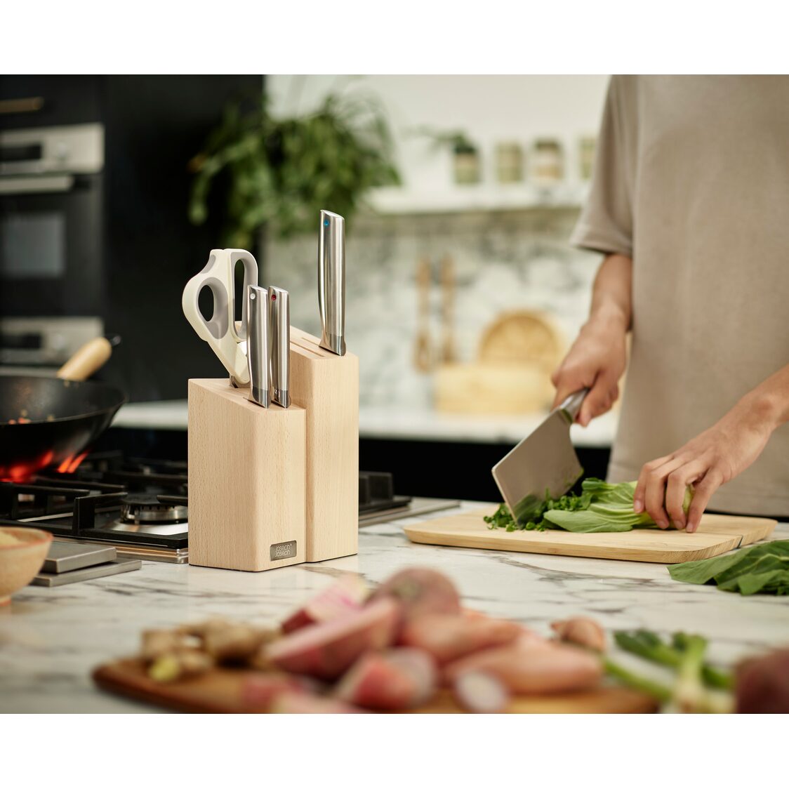 Joseph-Joseph Elevate Fusion 5pcs Knife & Scissor Block
