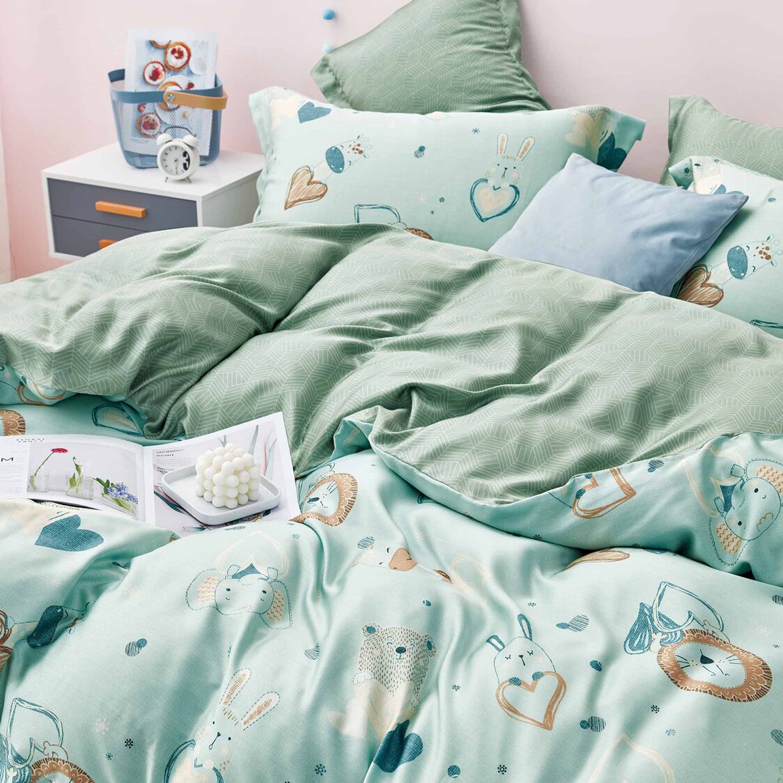 Charles Millen The Gang 56 Oscar - Fitted Sheet Set - Metro Singapore Departmental Store - Celebrating 69 Years in SG