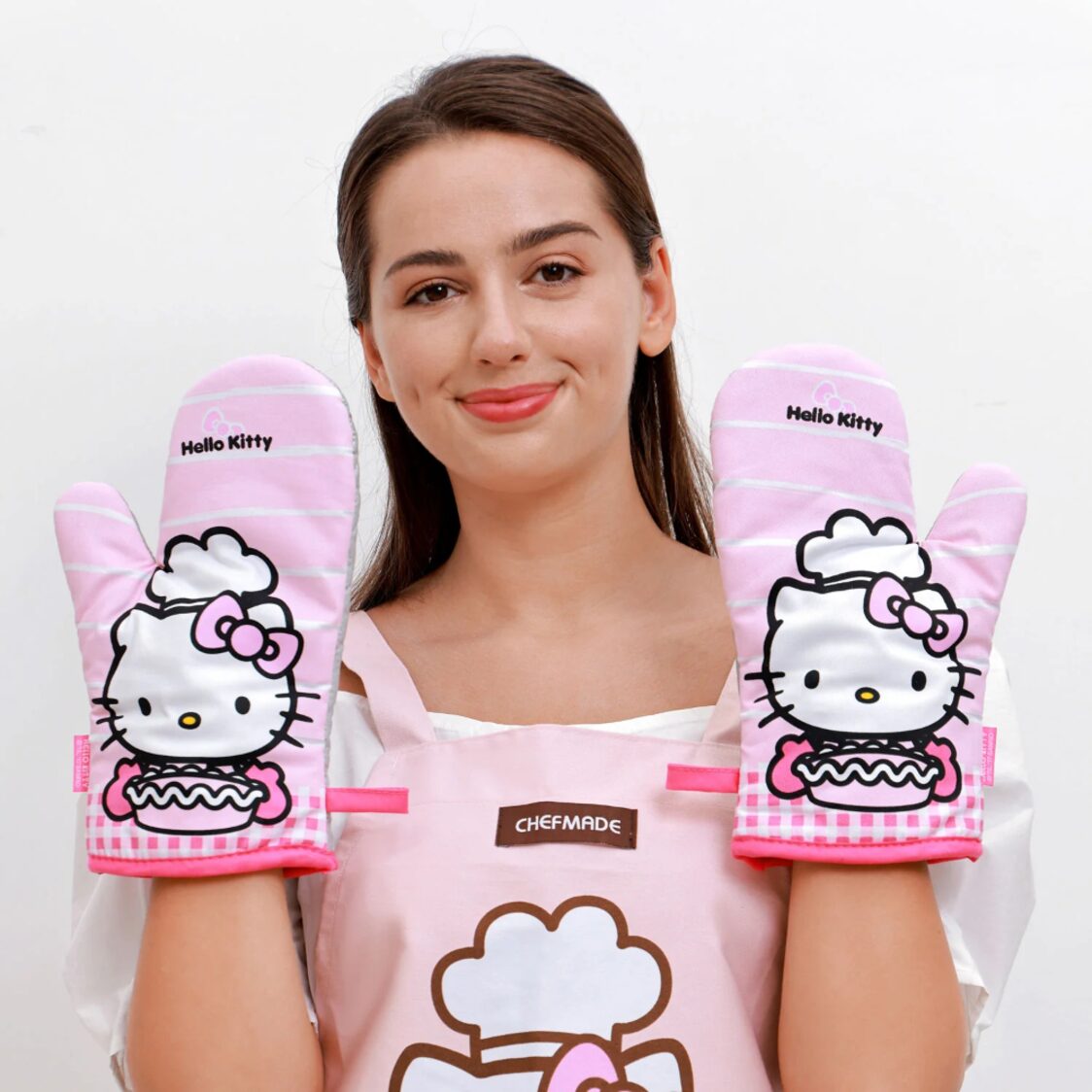 Chefmade Hello Kitty Cotton Polyester Oven Mitt 2pcs/Set 1898CM - KT7020 - Metro Singapore Departmental Store - Celebrating 69 Years in SG