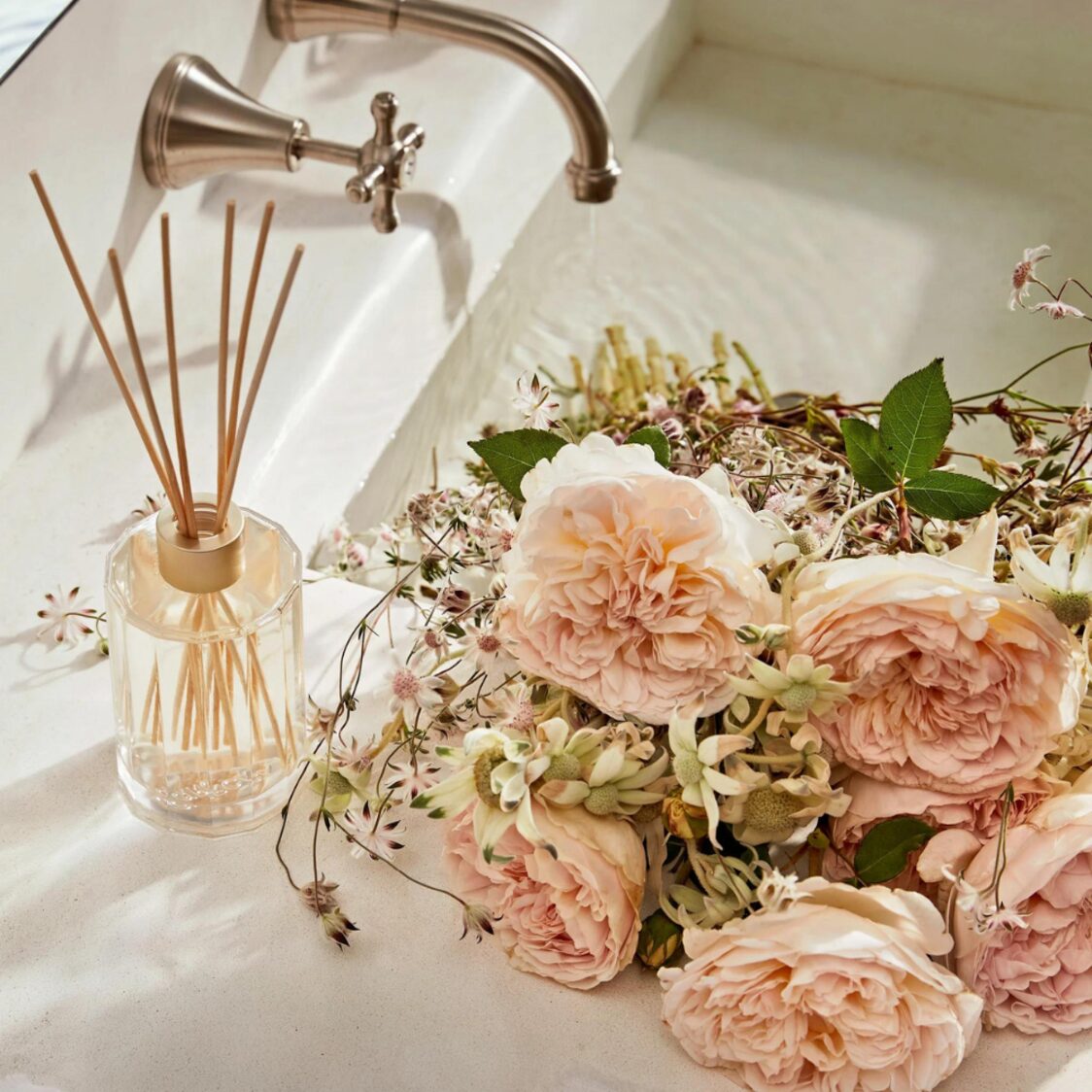 Circa Diffuser 250ml - Rose & Lychee - Metro Singapore Departmental Store - Celebrating 69 Years in SG