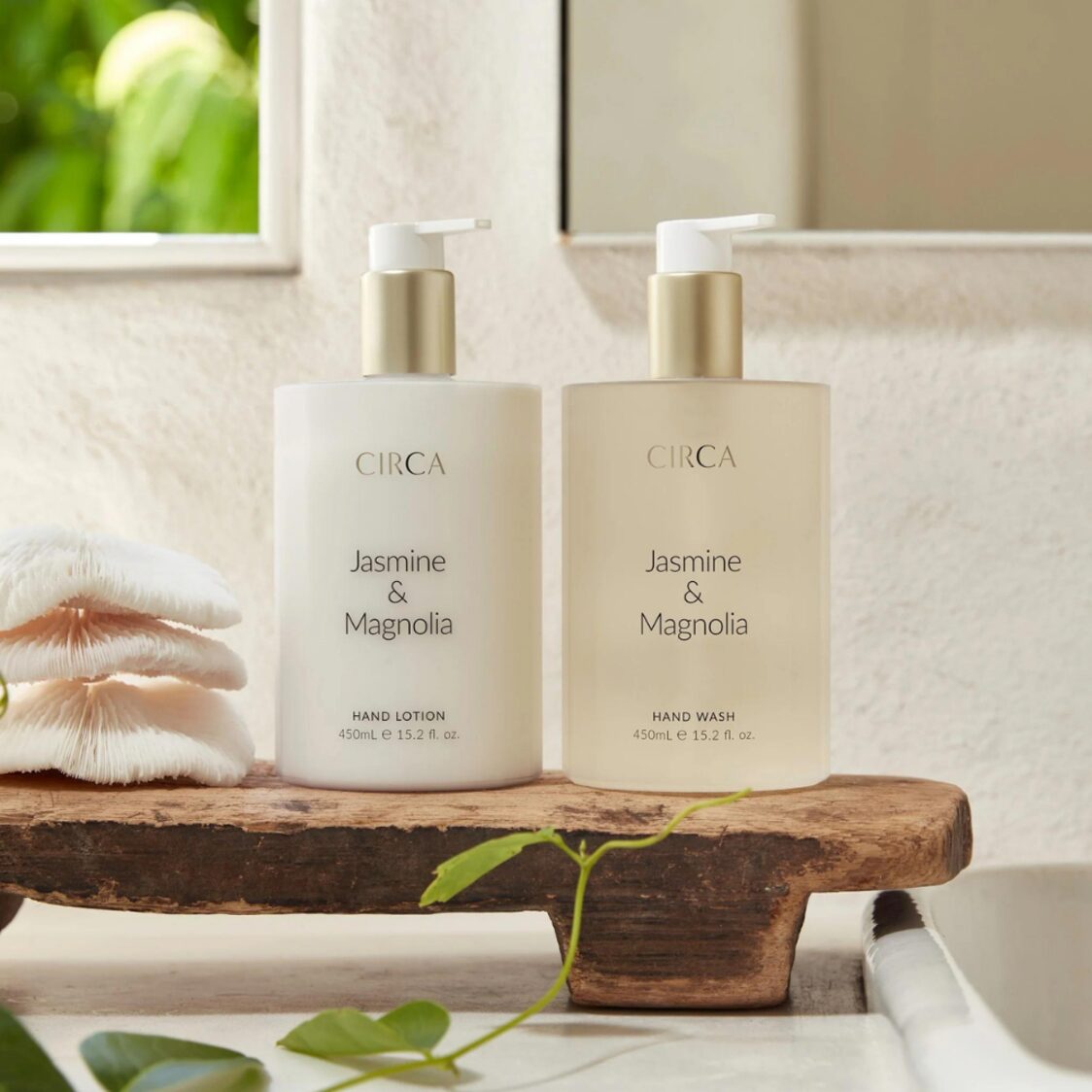 Circa Hand Wash 450ml - Jasmine & Magnolia - Metro Singapore Departmental Store - Celebrating 69 Years in SG