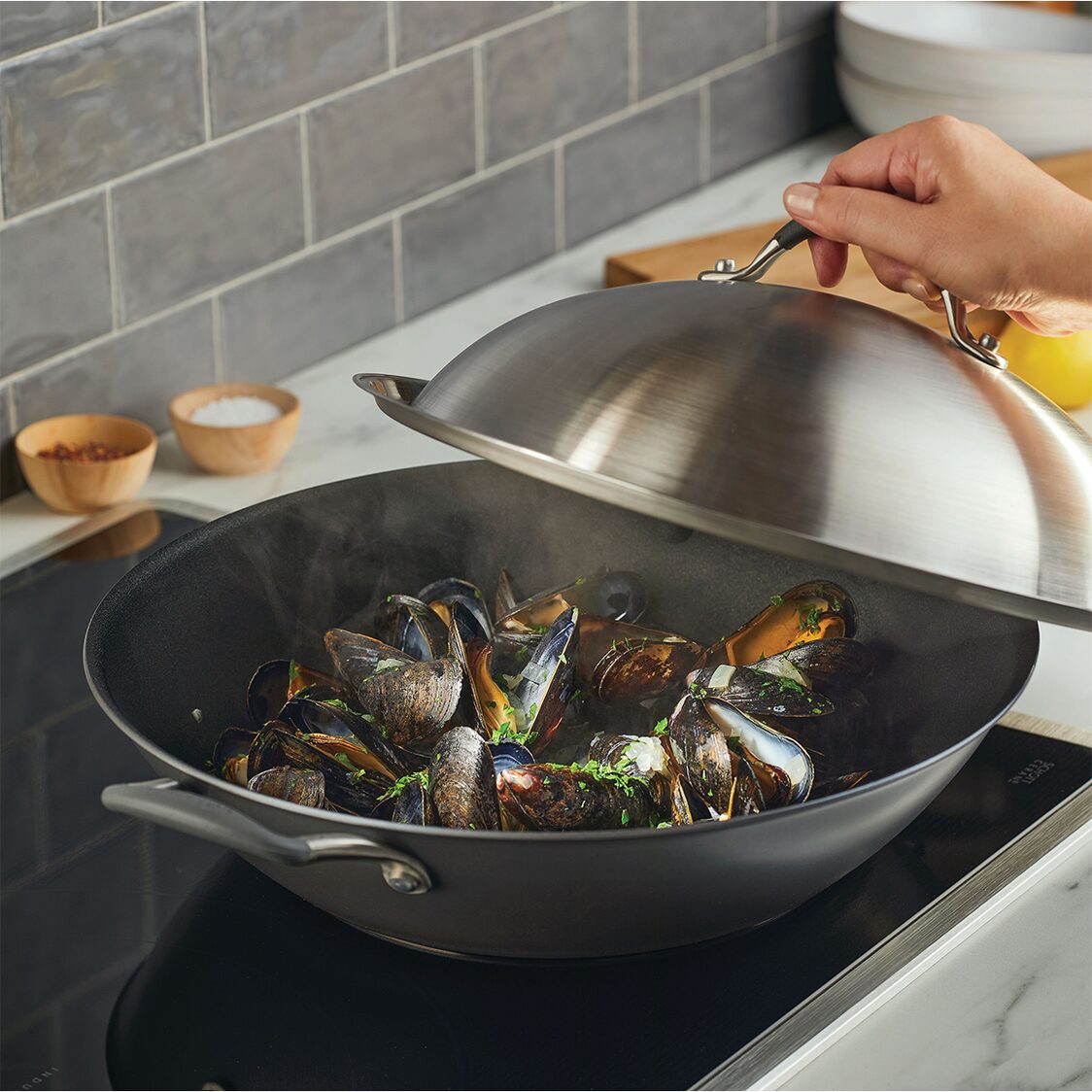 Circulon ScratchDefense A1 36cm Covered Wok - Metro Singapore Departmental Store - Celebrating 69 Years in SG